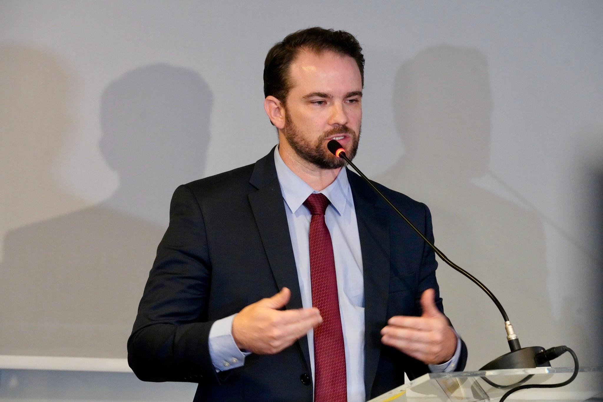 Durigan acredita que senador conseguir&aacute; se defender das suspeitas da Pol&iacute;cia Federal