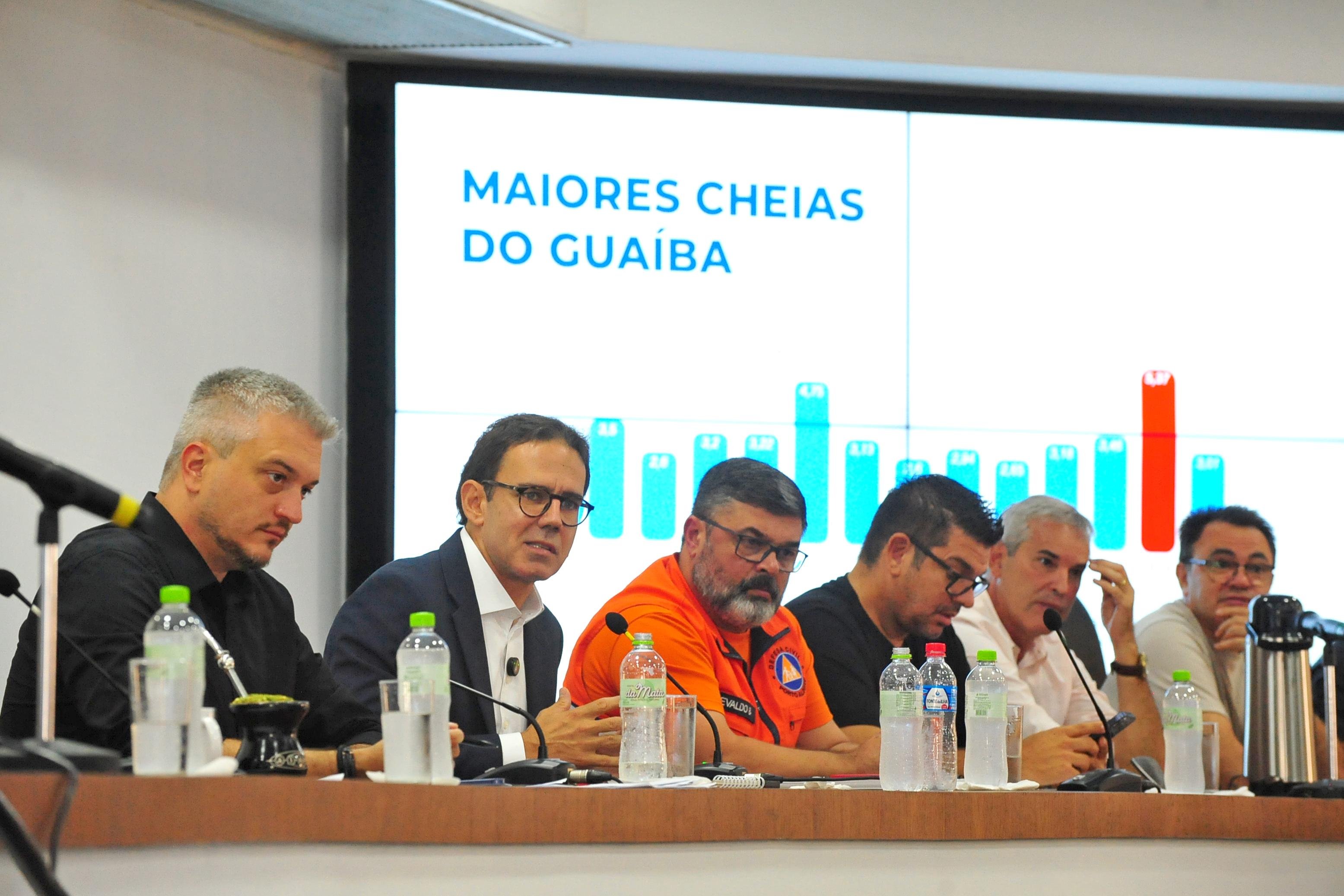 . O encontro contou com a presen&ccedil;a do diretor-presidente do Departamento Municipal de &Aacute;gua e Esgotos (Dmae), Vicente Perrone, e do titular da Defesa Civil de Porto Alegre, coronel Evaldo Rodrigues J&uacute;nior