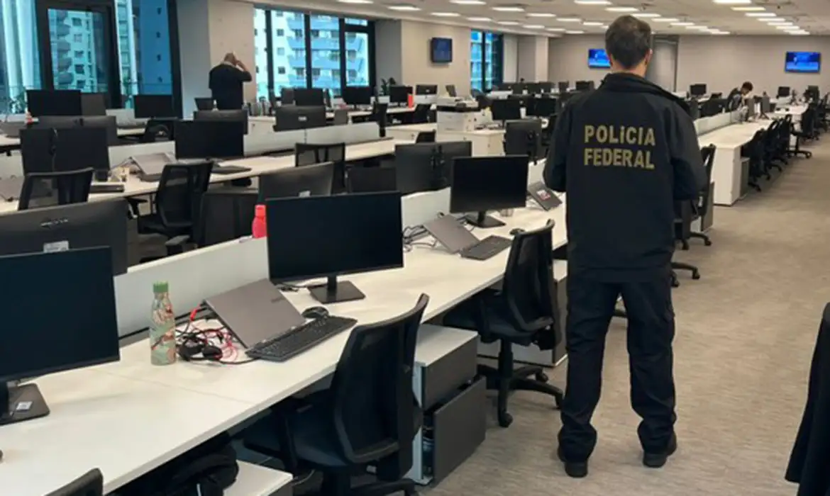 Somadas as quatro fases da Compliance Zero, a PF tamb&eacute;m cumpriu 96 mandados de busca e apreens&atilde;o em seis unidades federativas