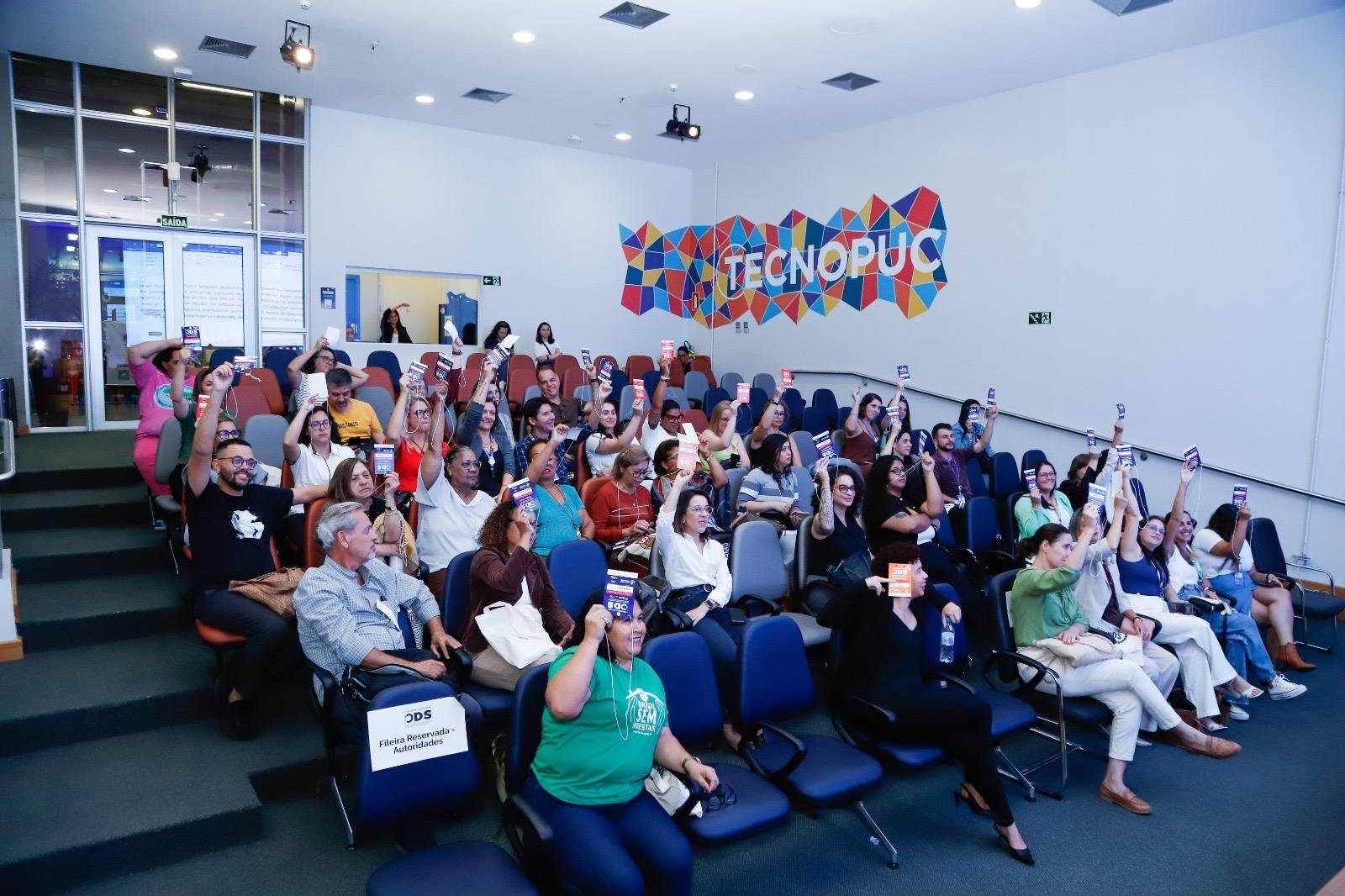 Mais de 70 pessoas participaram da Confer&ecirc;ncia Livre dos Objetivos de Desenvolvimento Sustent&aacute;vel