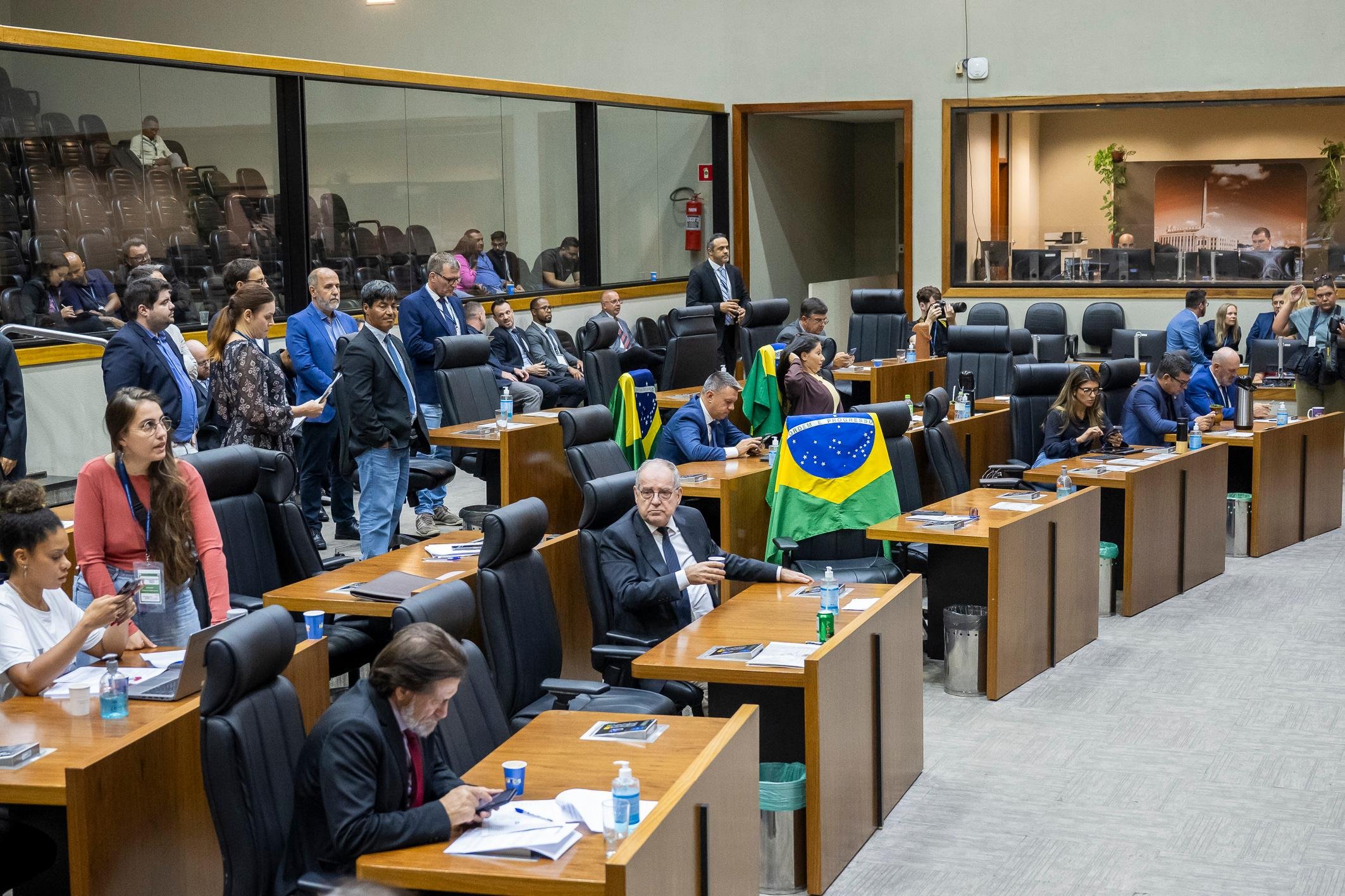 Al&eacute;m da isen&ccedil;&atilde;o de IPTU, a Casa aprovou a regulariza&ccedil;&atilde;o de d&eacute;bitos do Governo do Estado ao Dmae