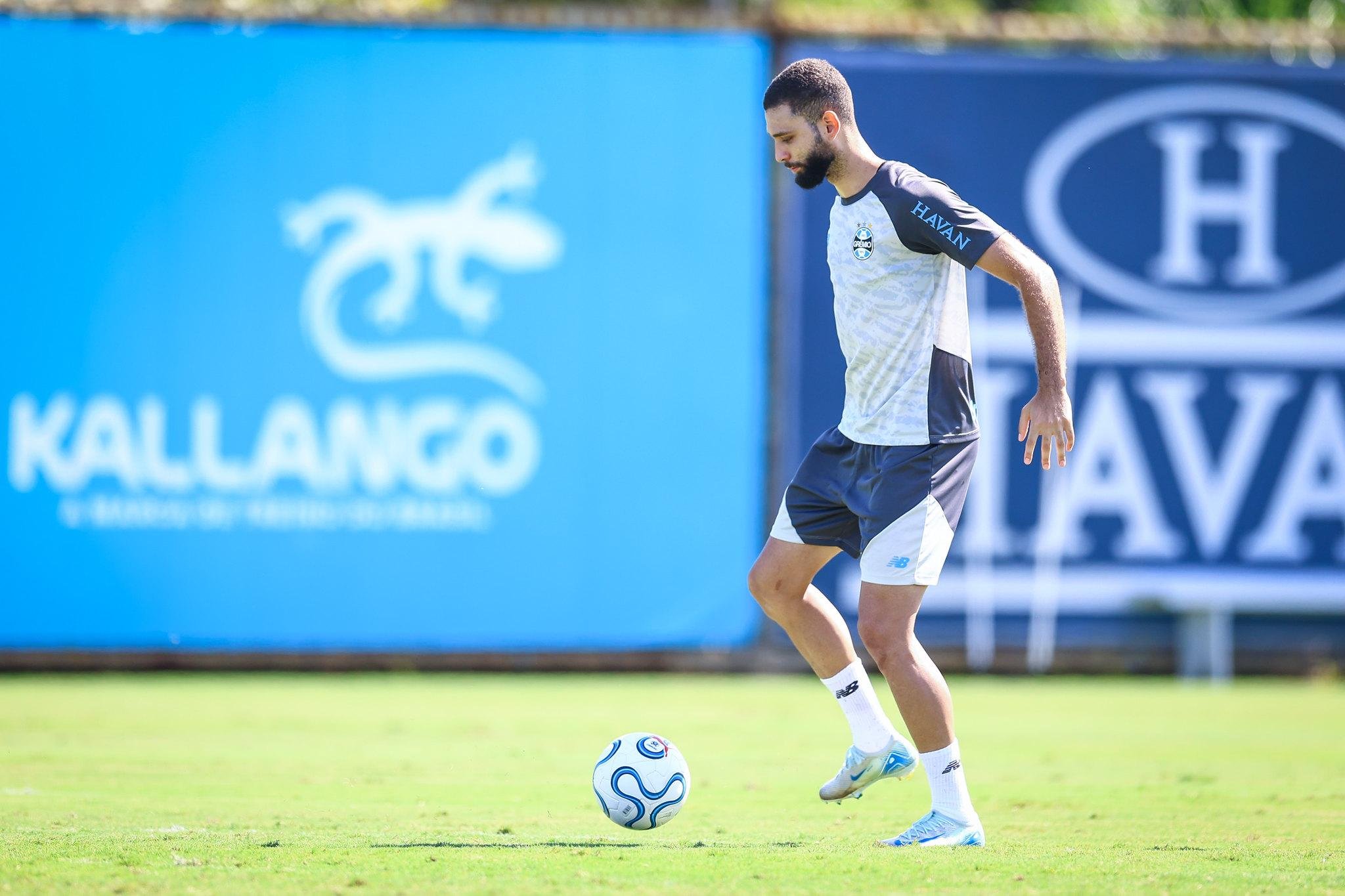 Wagner Leonardo ser&aacute; titular no Mineir&atilde;o