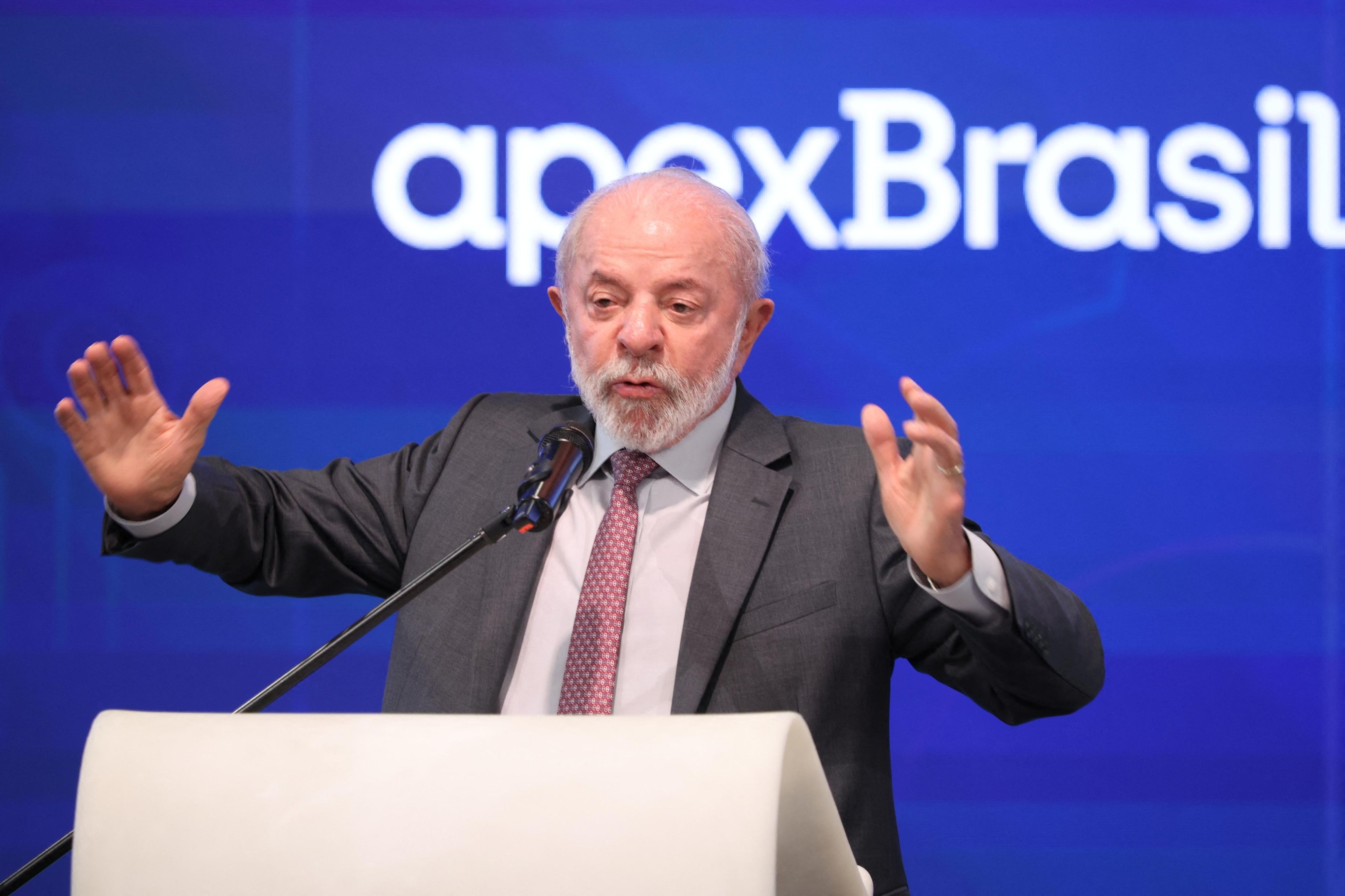 Lula passa por dois procedimentos m&eacute;dicos no S&iacute;rio-Liban&ecirc;s nesta sexta em SP
