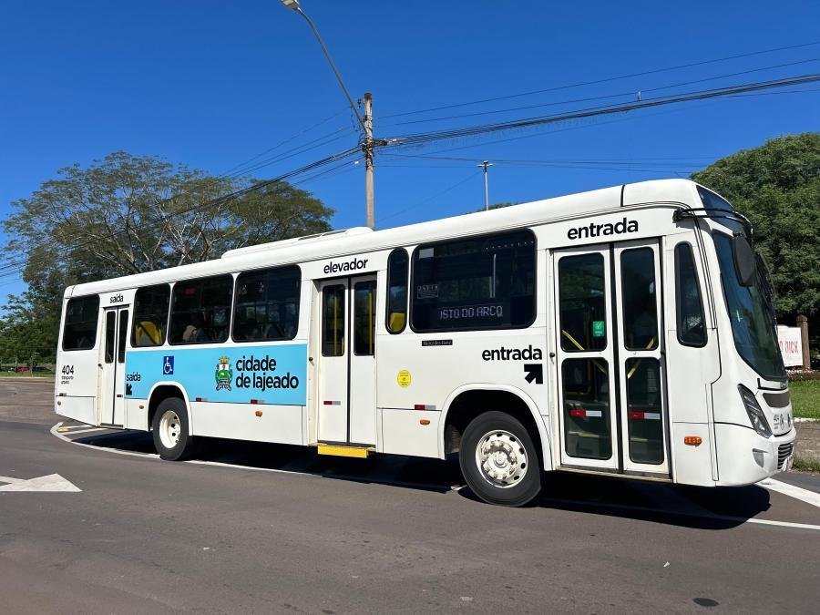 Desde o in&iacute;cio desta segunda-feira  os passageiros est&atilde;o pagando R$ 6 para andar de &ocirc;nibus em Lajeado