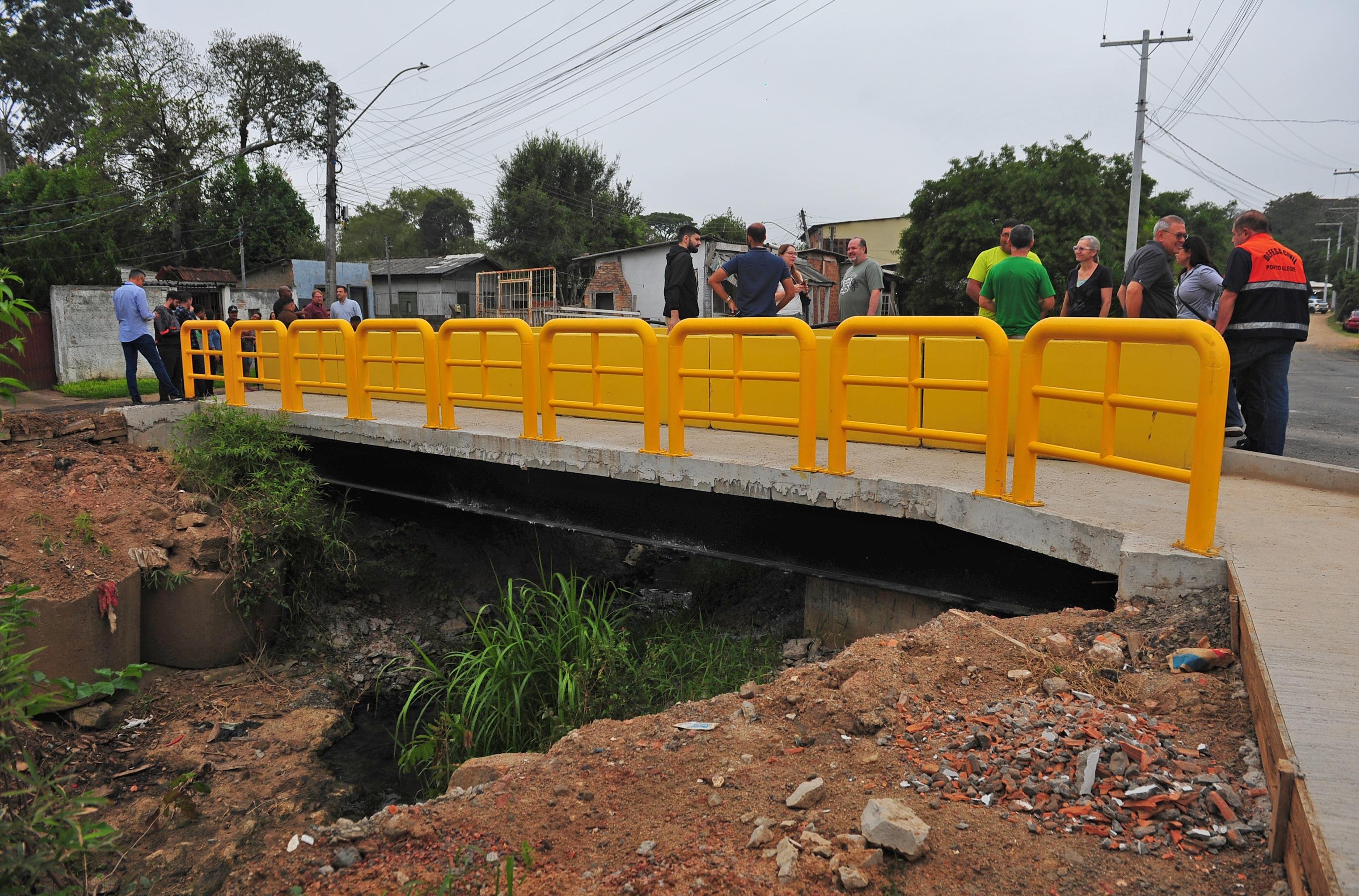 Prefeitura de Porto Alegre entrega da nova Ponte dos Cafunchos, no bairro Lomba do Pinheiro