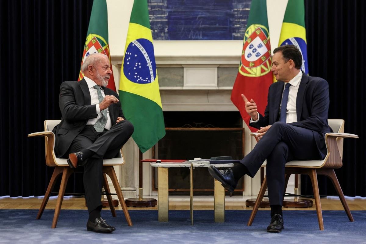 Em visita a Portugal, Lula ressaltou a ajuda do pa&iacute;s para a assinatura do acordo