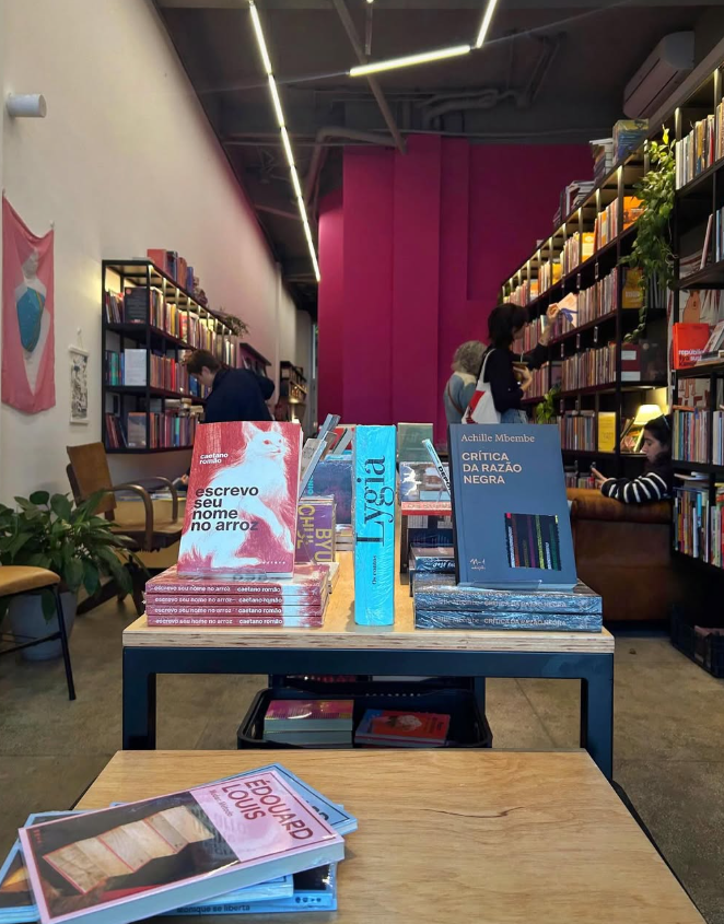 Livraria Baleia participa da programa&ccedil;&atilde;o da Noite nas Livrarias