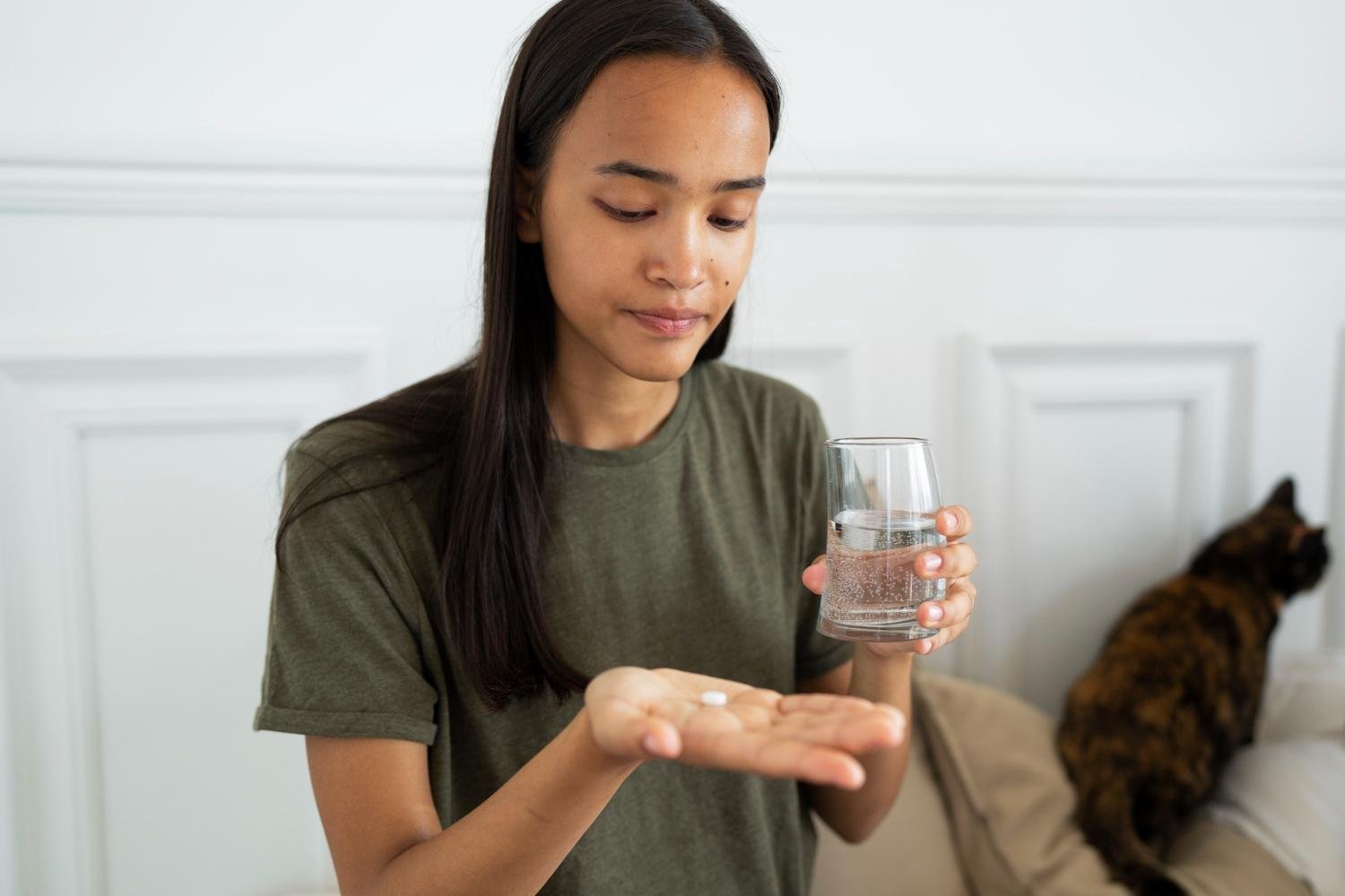 A ingest&atilde;o di&aacute;ria recomendada de vitamina B12 para adultos &eacute; de 2,4 mcg