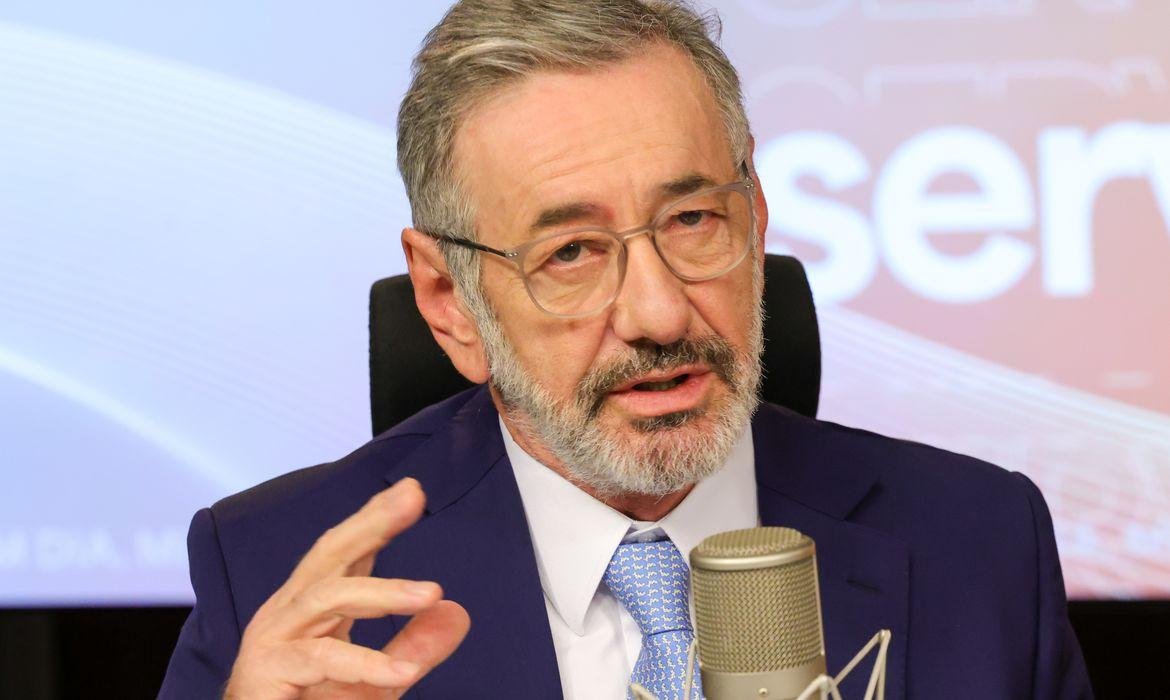M&aacute;rcio Elias defendeu urg&ecirc;ncia da aprova&ccedil;&atilde;o de regras mais claras para a explora&ccedil;&atilde;o
