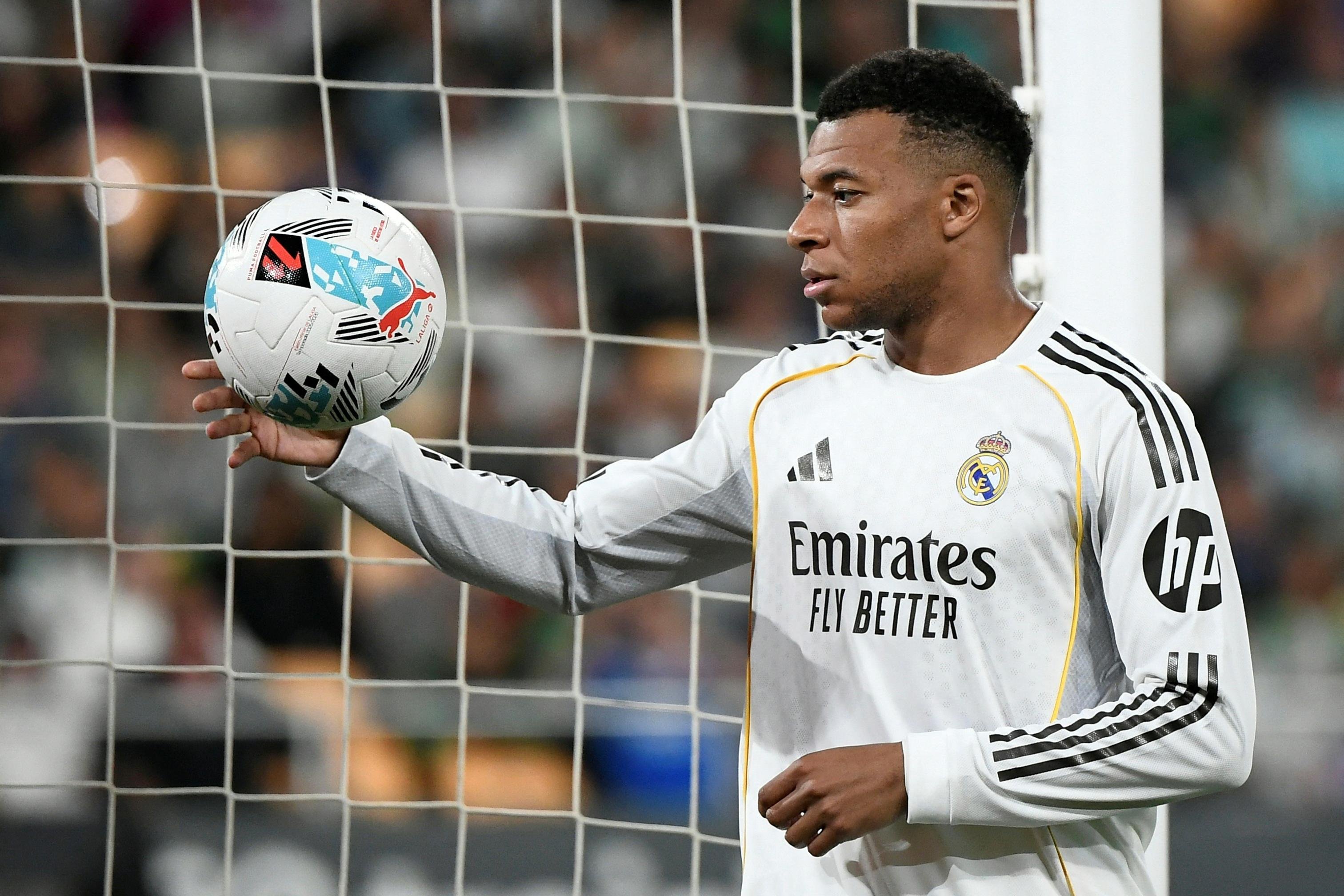 Mbapp&eacute; pediu para sair no empate entre Real Madrid e B&eacute;tis por 1 a 1