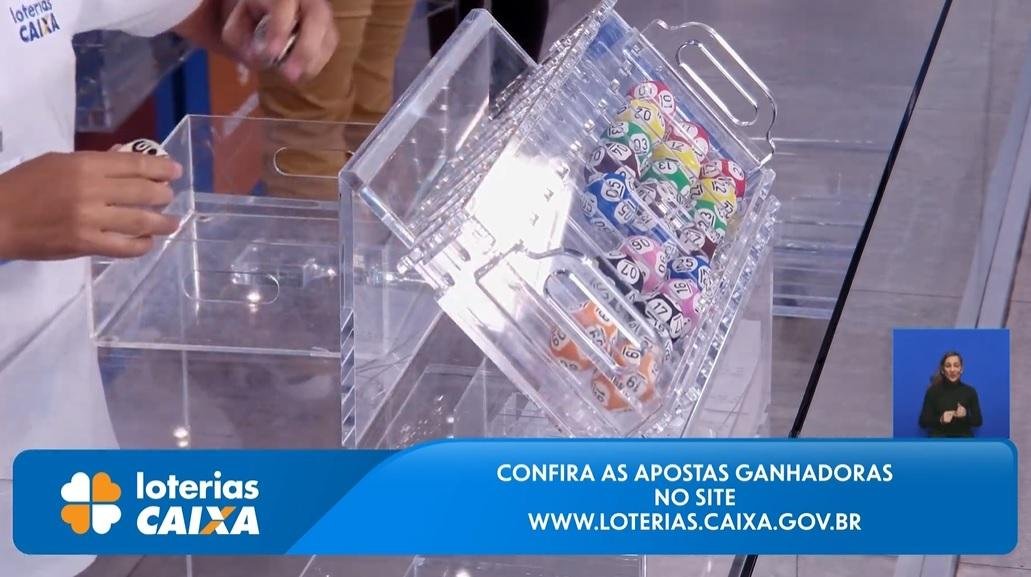 Foram sorteados os pr&ecirc;mios da Quina, Lotof&aacute;cil, Lotomania,&nbsp;Dupla Sena e Super Sete