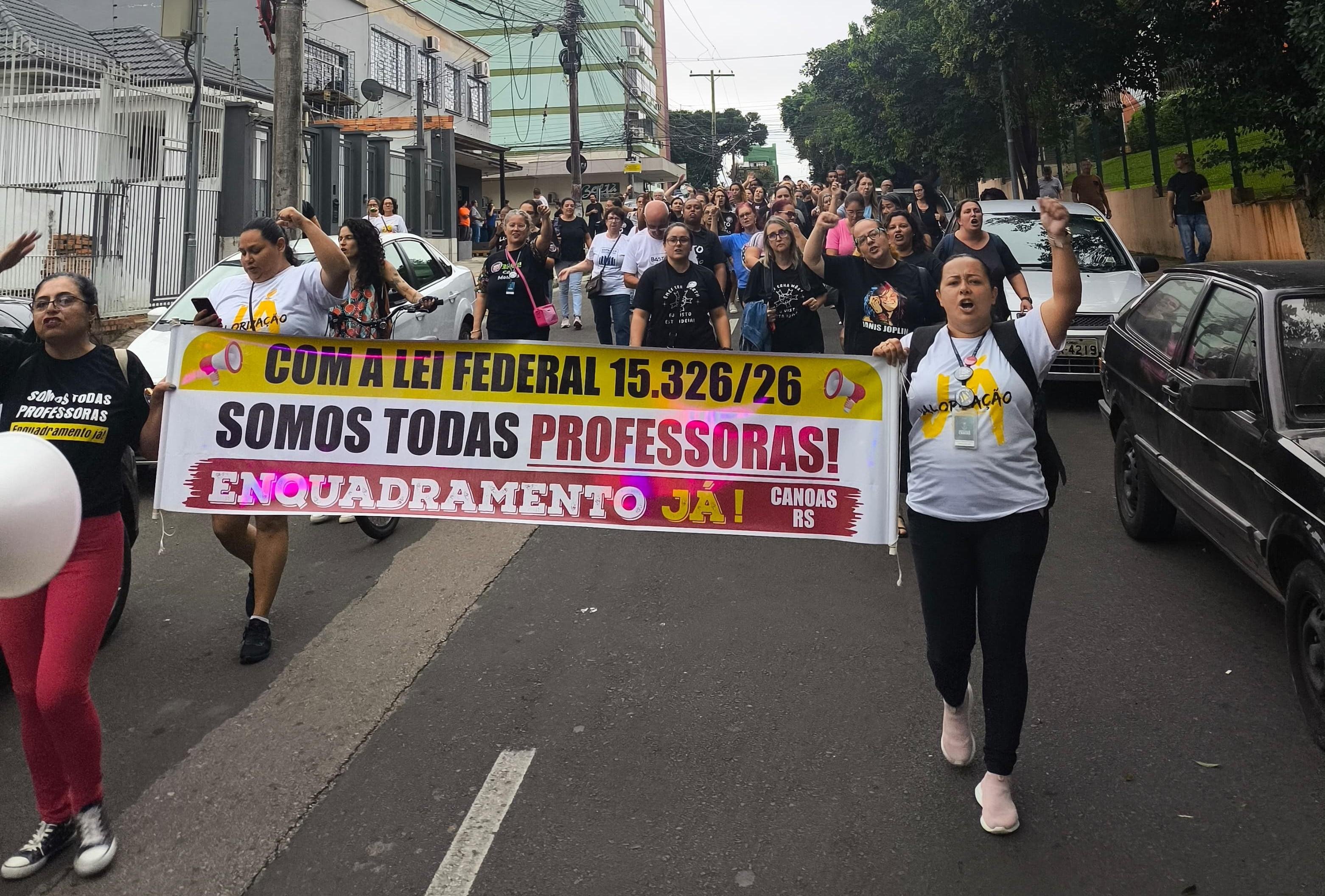 Categoria segue alinhada e focada para obter uma valoriza&ccedil;&atilde;o real, que reflita no bolso do educador