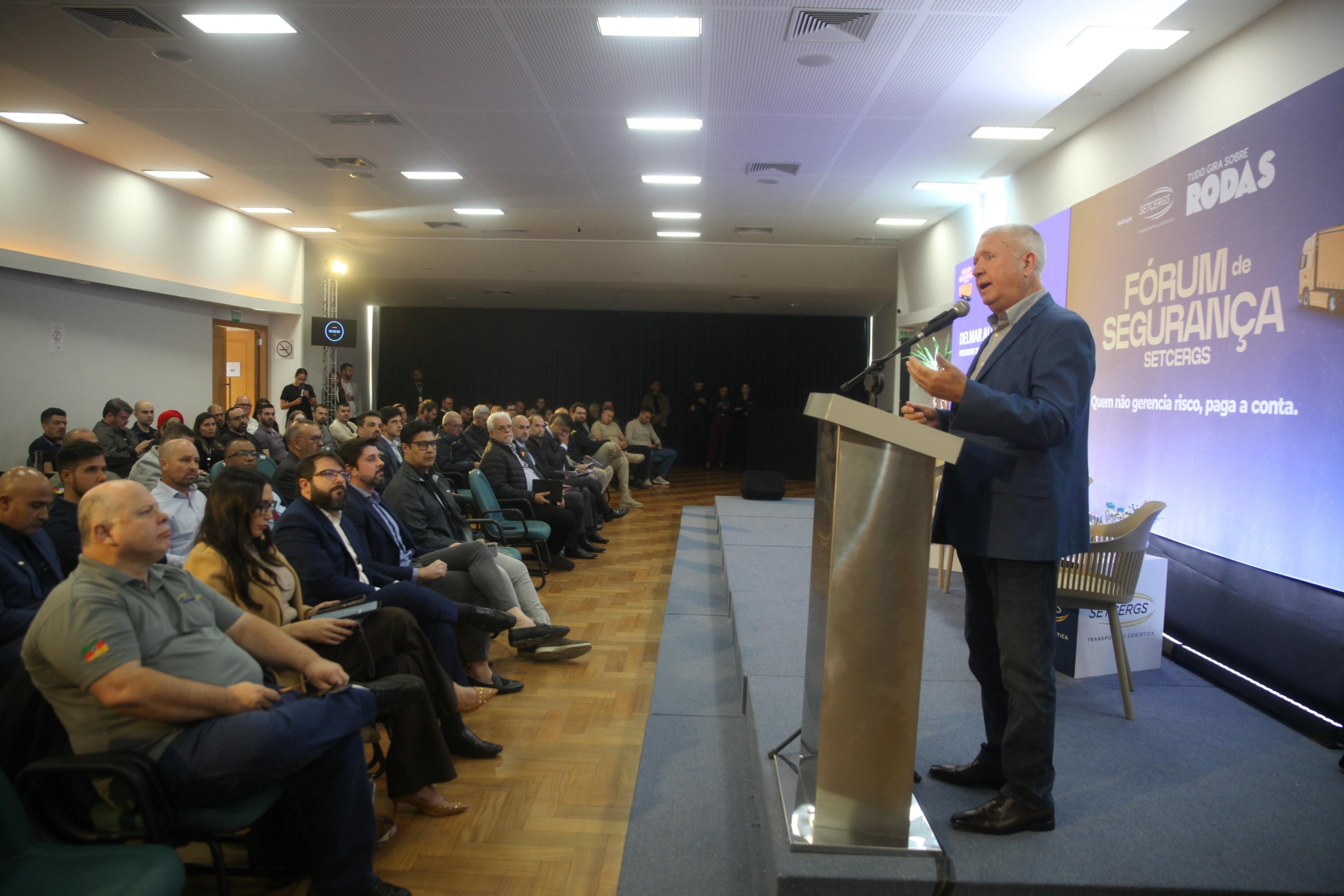 F&oacute;rum Regional de Seguran&ccedil;a, com foco no uso da IA no enfrentamento ao roubo de cargas.