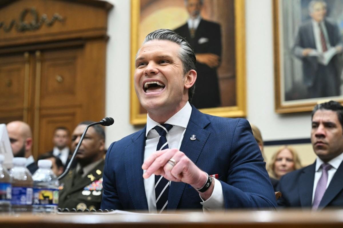 Secret&aacute;rio de Defesa, Pete Hegseth