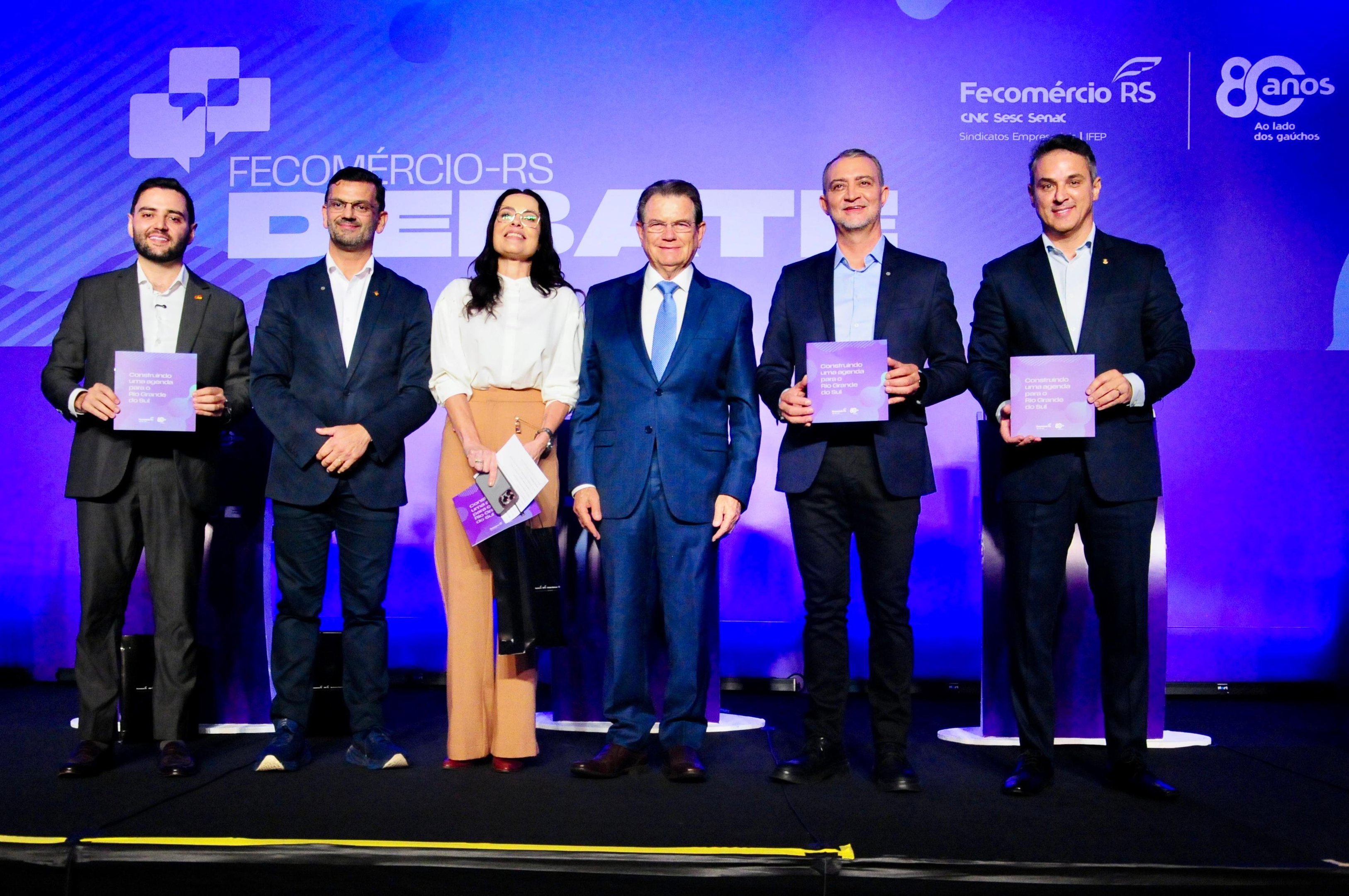 Um dos encontros dos pr&eacute;-candidatos ocorreu na Fecom&eacute;rcio