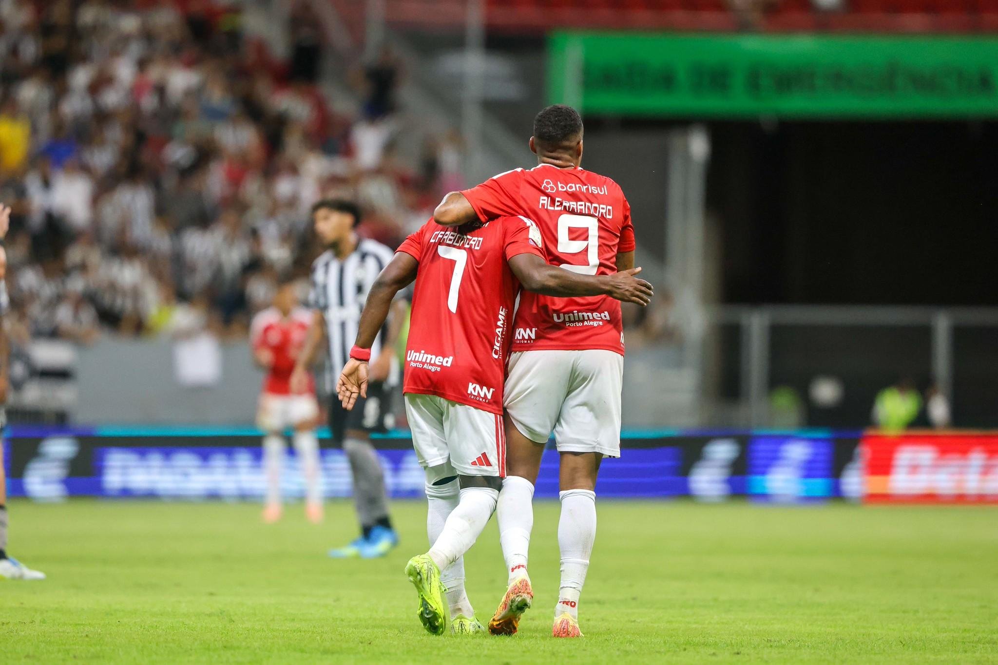 Inter tem sete jogos at&eacute; a parada para a Copa do Mundo