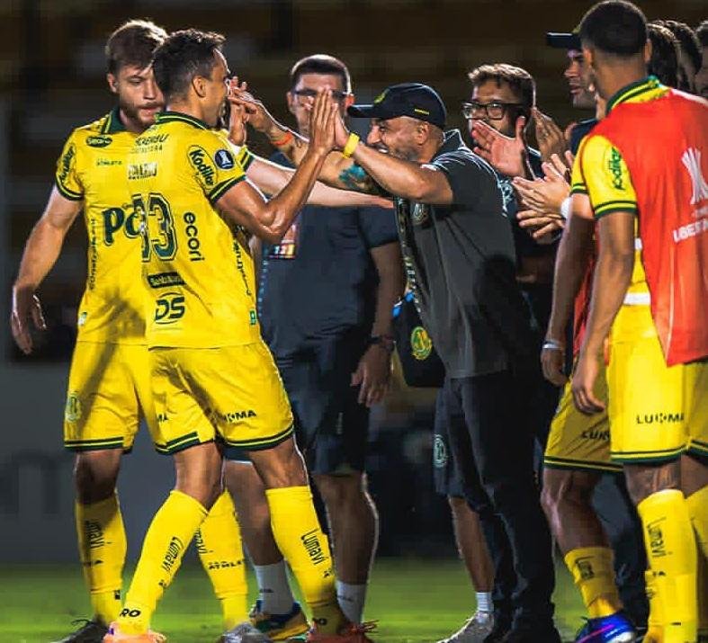 Mirassol derrota Always Ready, mant&eacute;m 100% em casa e embola Grupo G da Libertadores