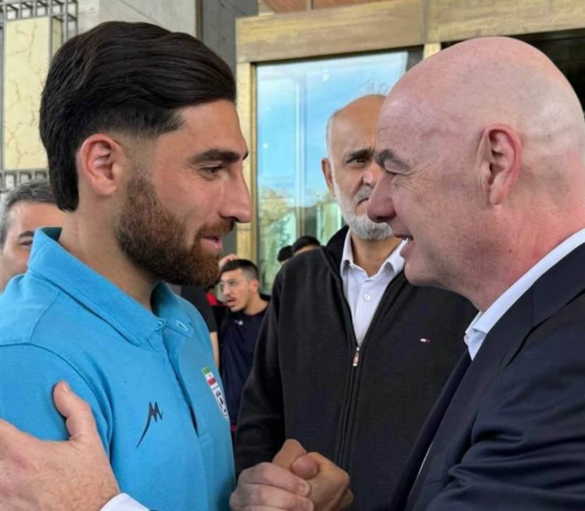 Infantino encontrou jogadores do Ir&atilde; no in&iacute;cio de abril