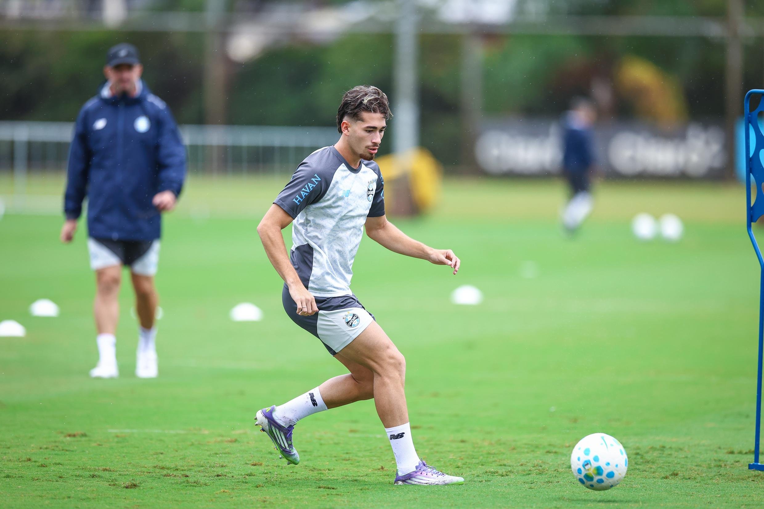 Pedro Gabriel deve voltar ao time em Curitiba