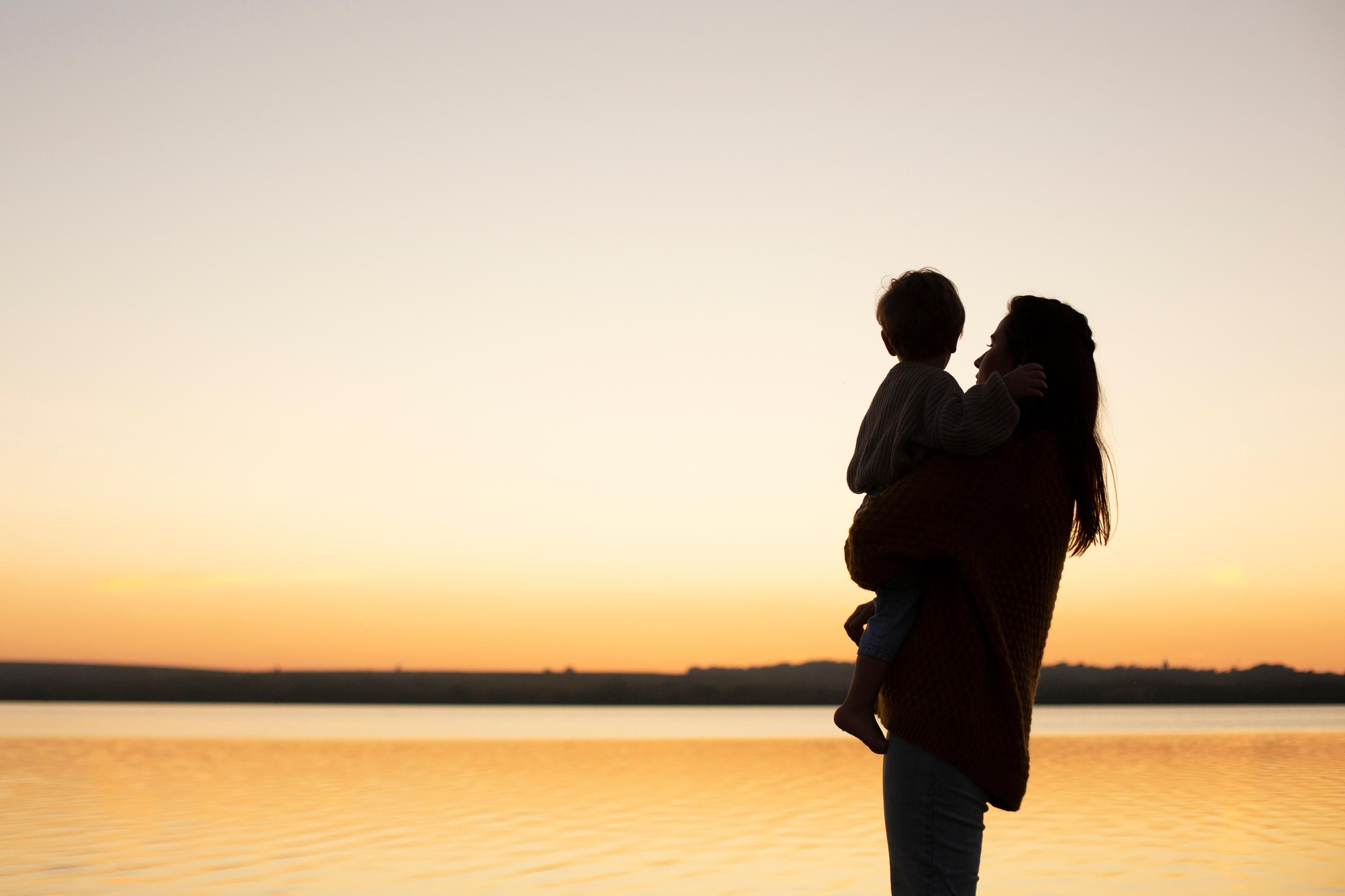 Imagem de m&atilde;e com filho