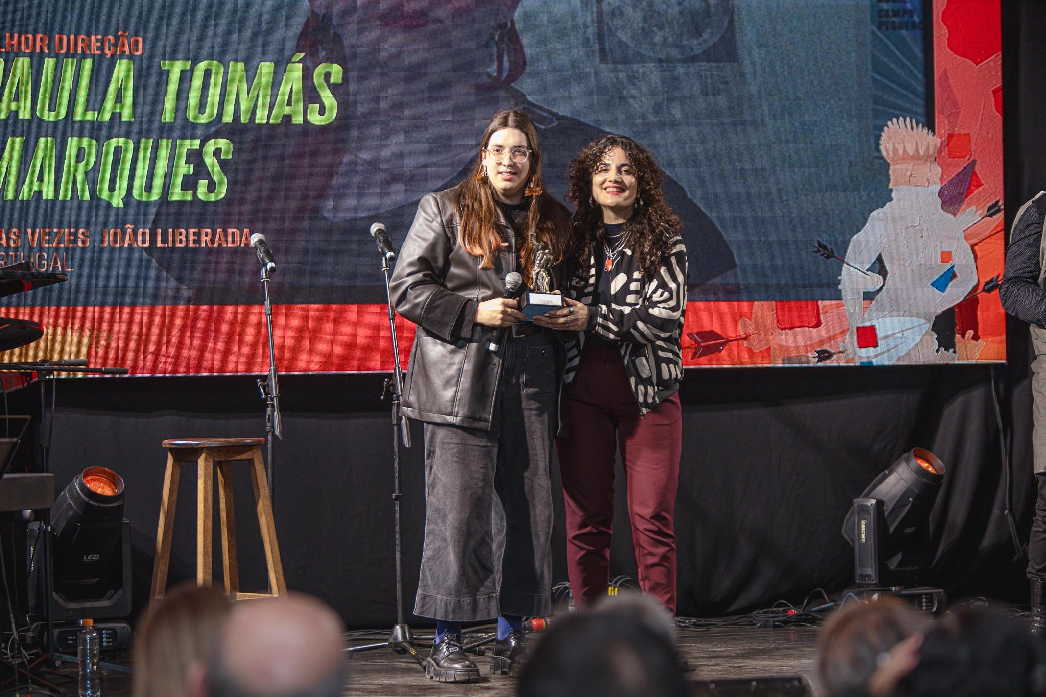 Paula Tom&aacute;s Marques recebe melhor dire&ccedil;&atilde;o e filme por 'Duas Vezes Jo&atilde;o Liberada'  no Festival da Fronteira, em Bag&eacute;
