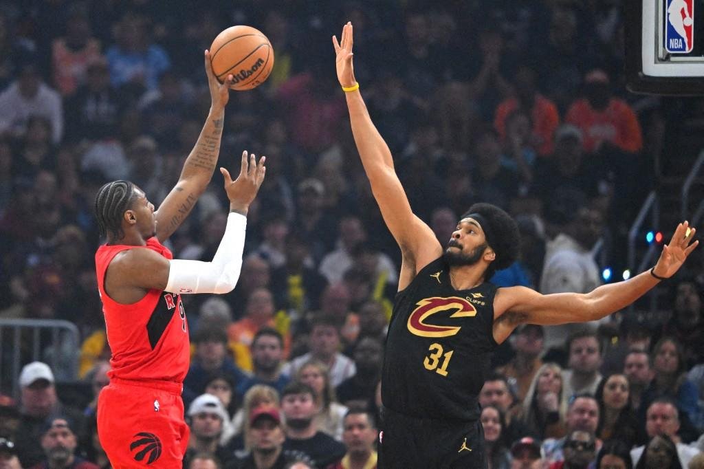Os Cavaliers estreiam na semifinal da confer&ecirc;ncia leste contra os Pistons na ter&ccedil;a-feira