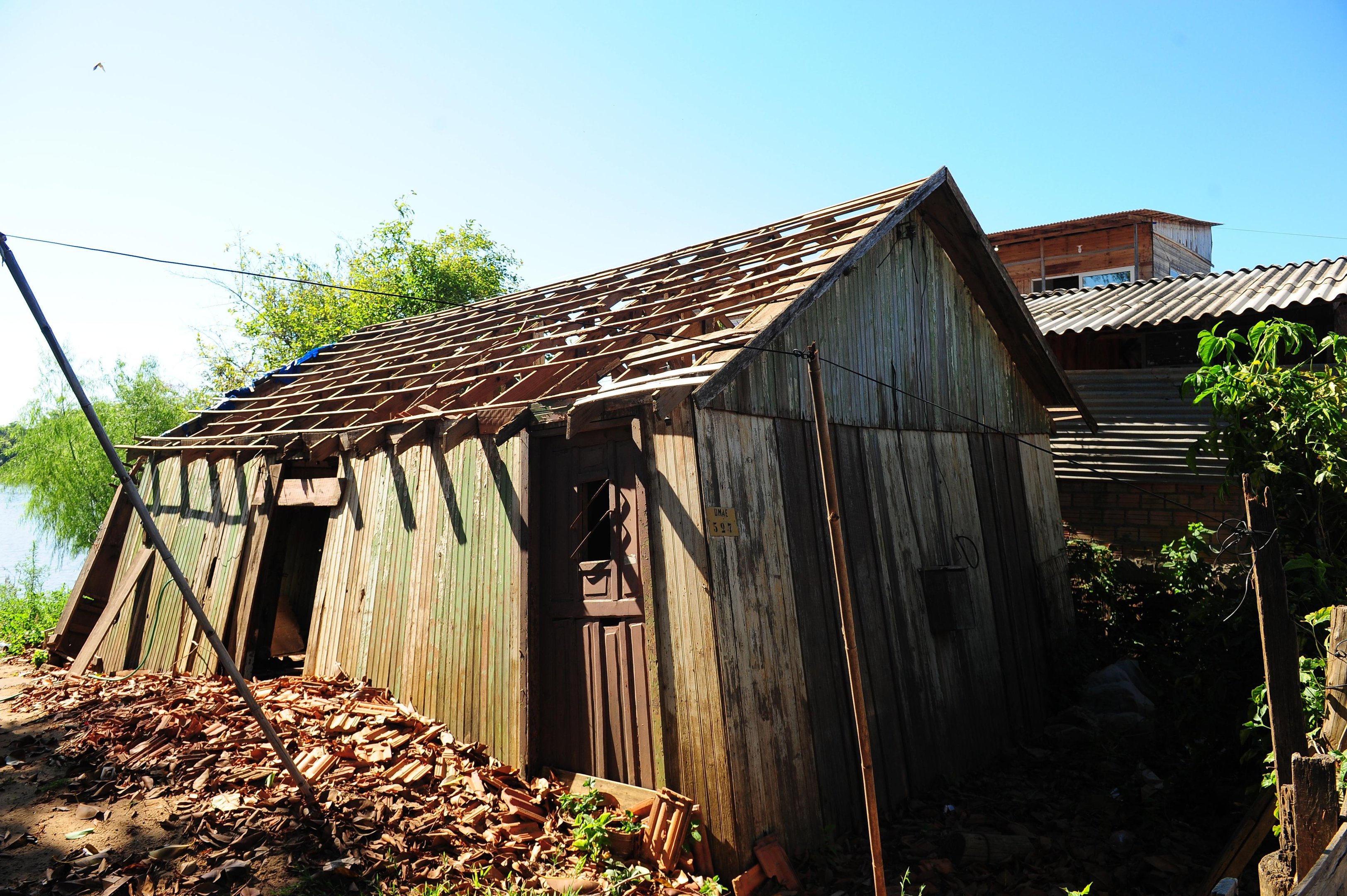 Prefeitura detectou casos de moradores que foram contemplados pelo programa e seguiram morando nas casas afetadas