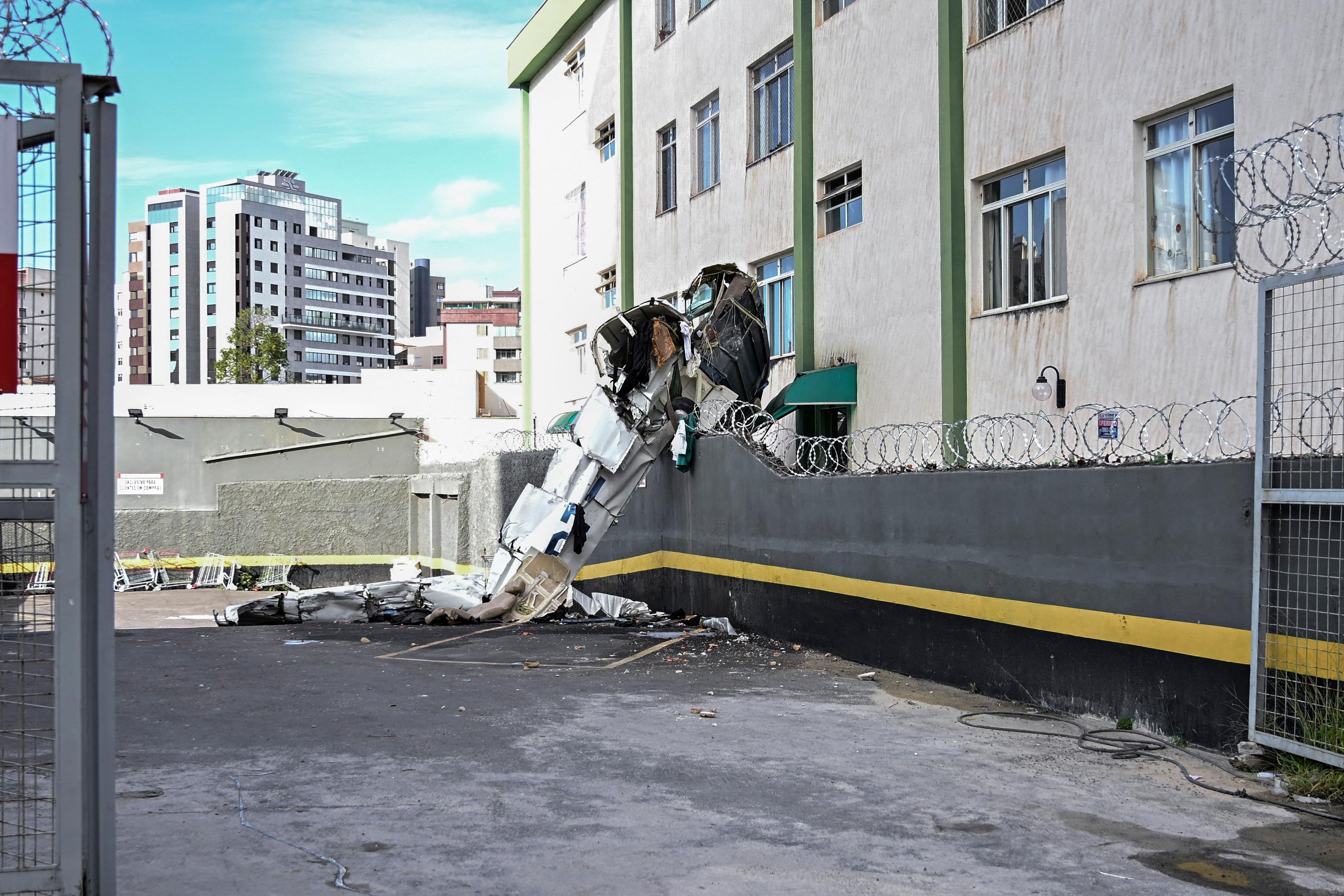 Acidente ocorreu no bairro Silveira, em Belo Horizonte