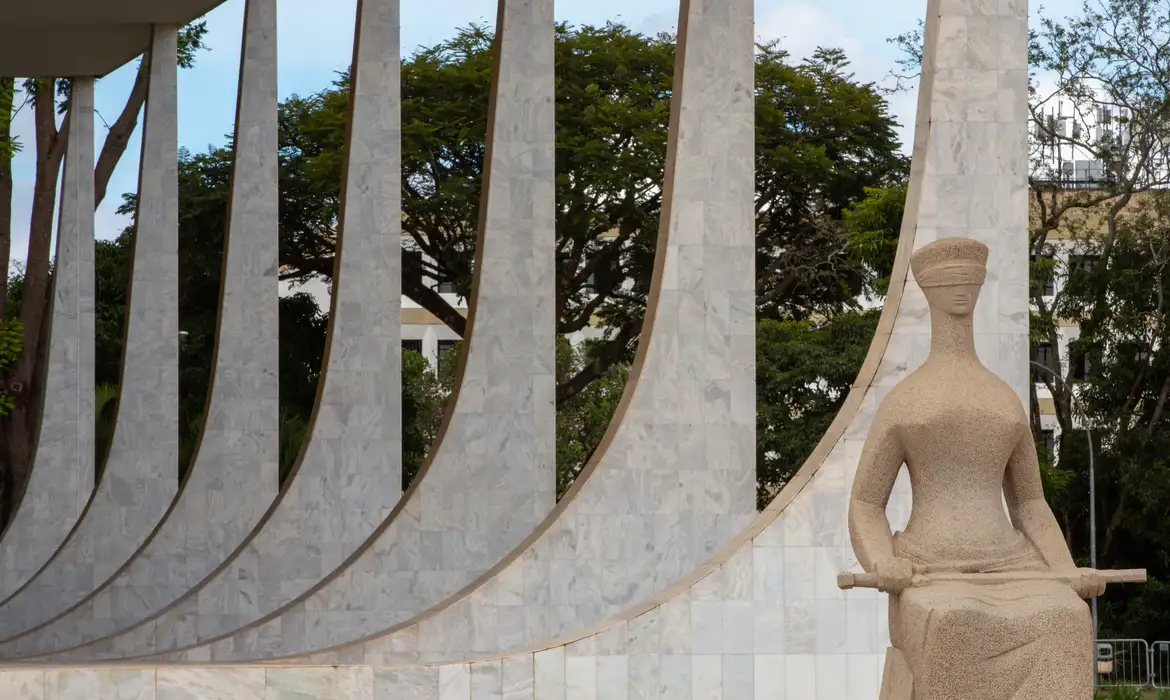 N&atilde;o h&aacute; data para a retomada do julgamento