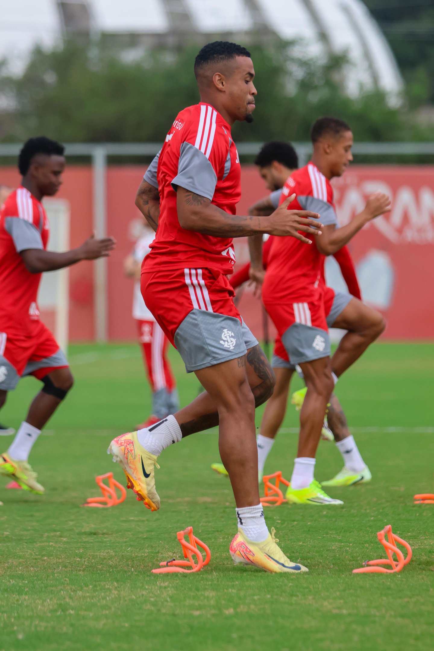 Alerrandro deve come&ccedil;ar a partida contra o Coritiba, neste s&aacute;bado