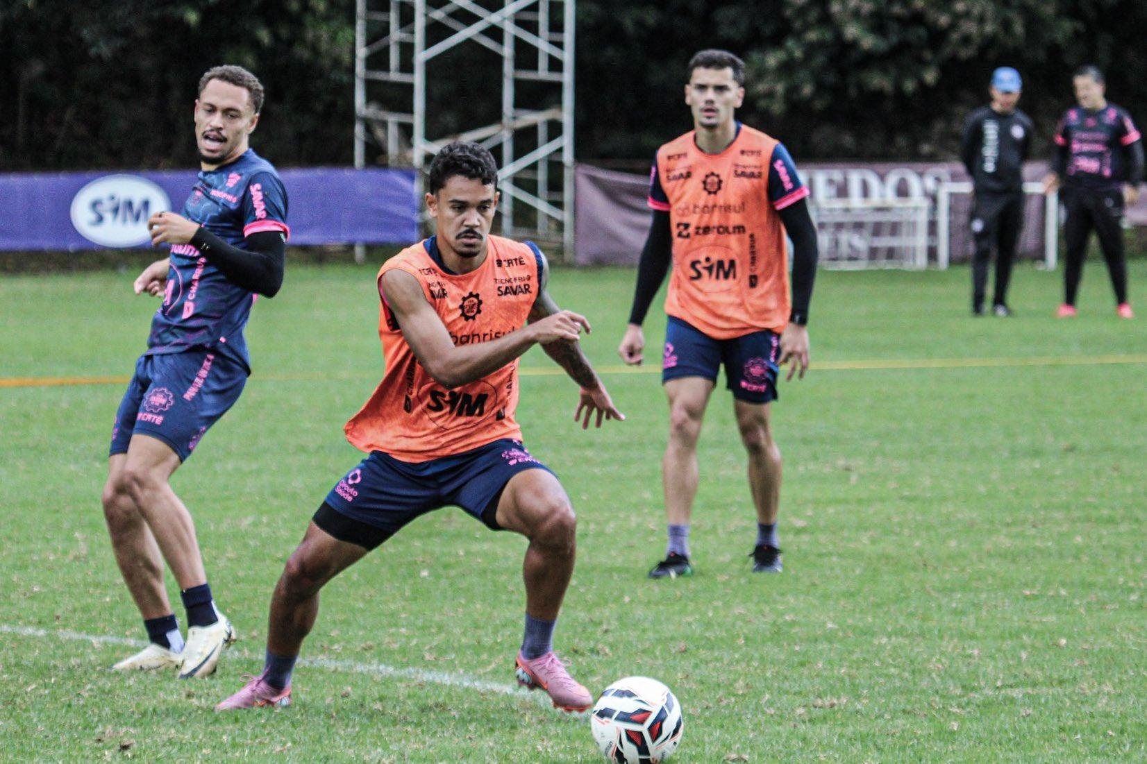 Caxias tem chance de terminar a rodada na zona de classifica&ccedil;&atilde;o