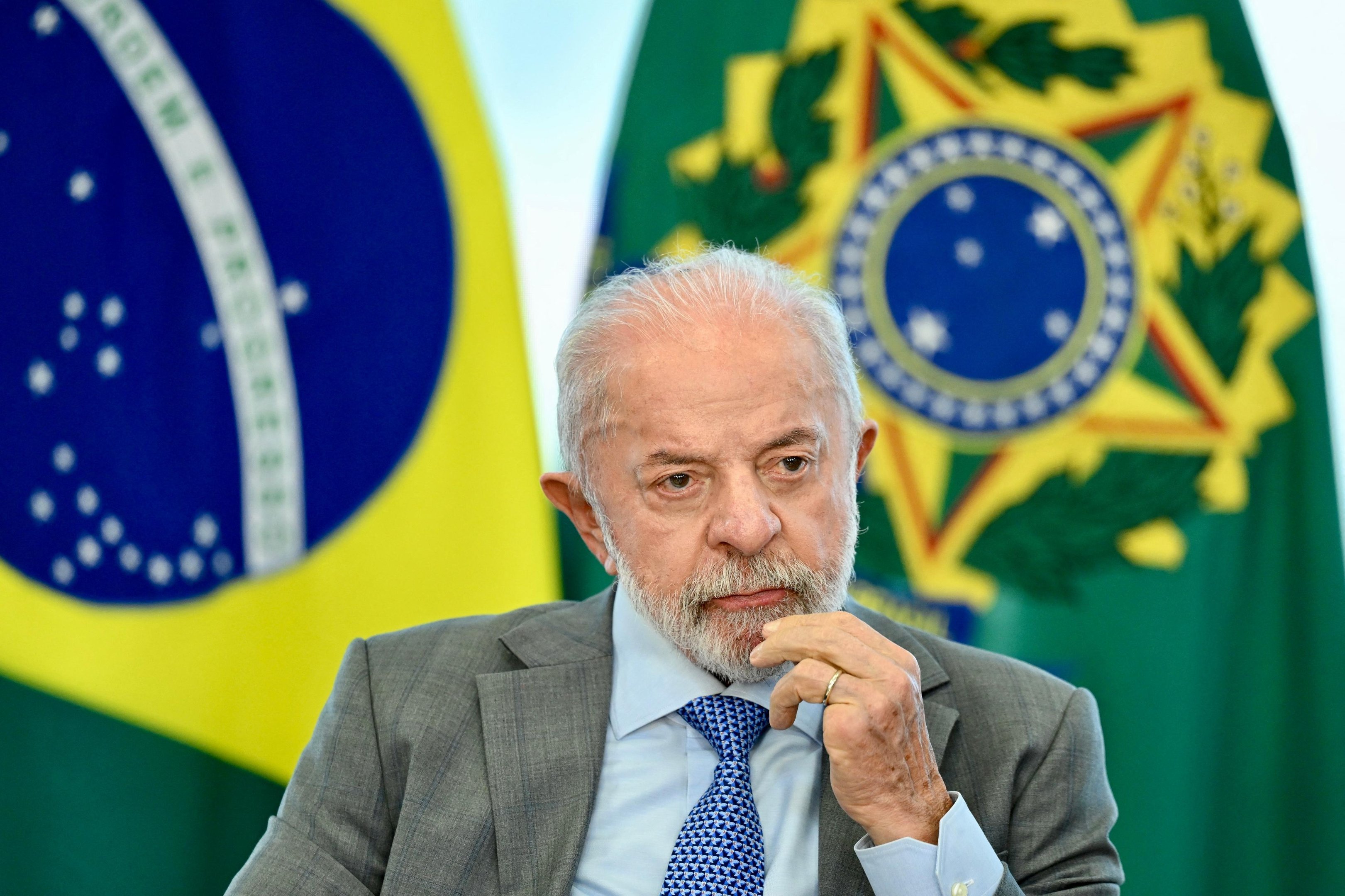 Lula afirma que caso envolvendo Fl&aacute;vio &eacute; assunto tratado pela PF