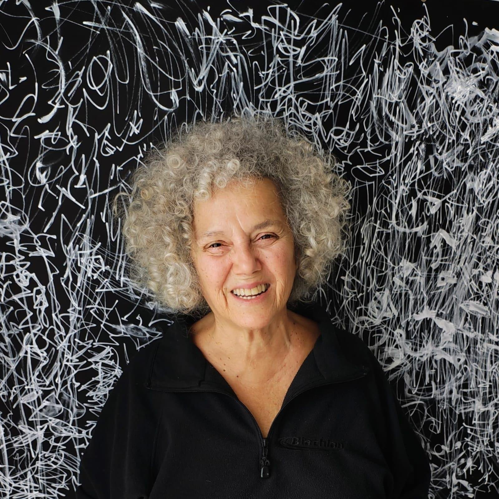 Artista Teresa Poester abre exposi&ccedil;&atilde;o
