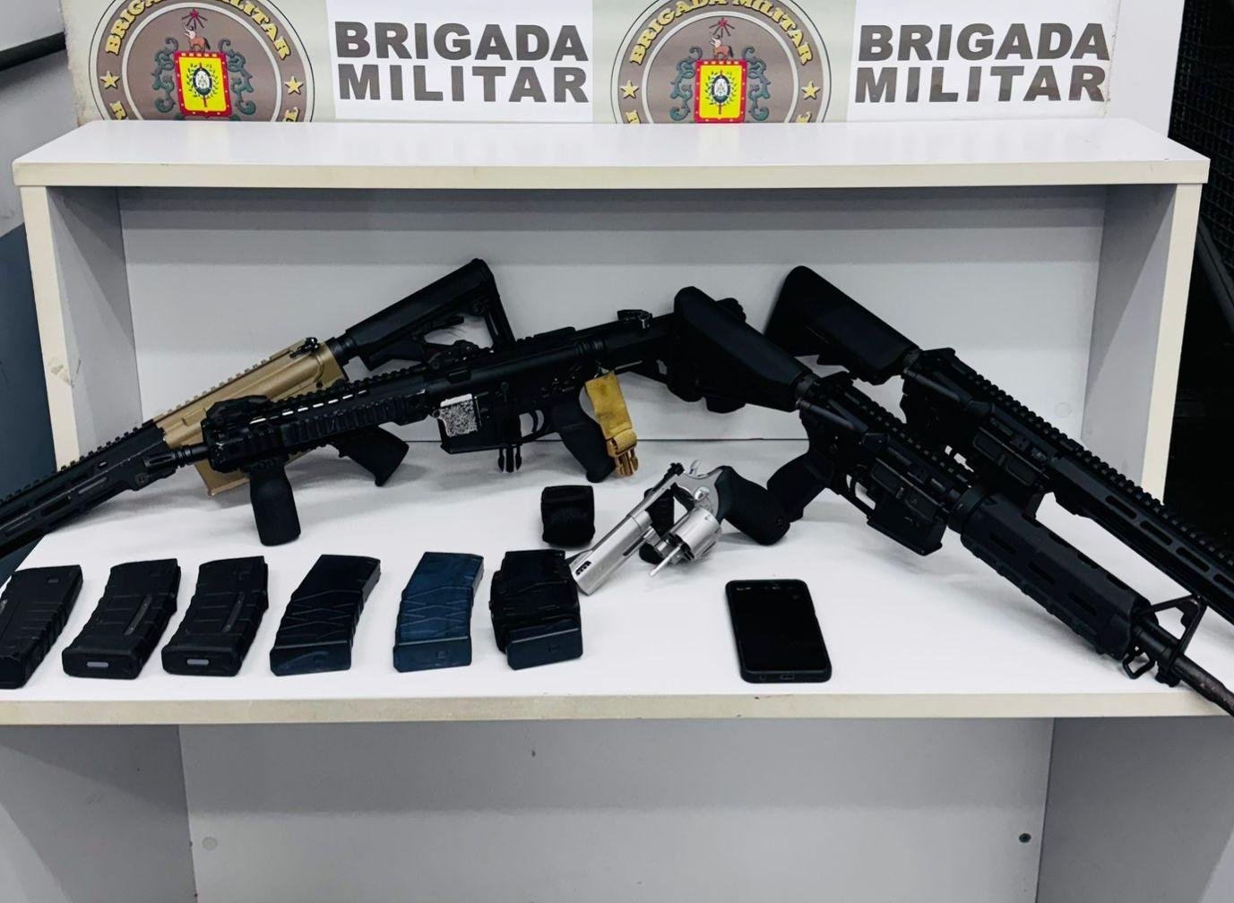Efetivo da 3&ordf;Cia do 32&ordm; BPM apreende armas de guerra em Campo Bom