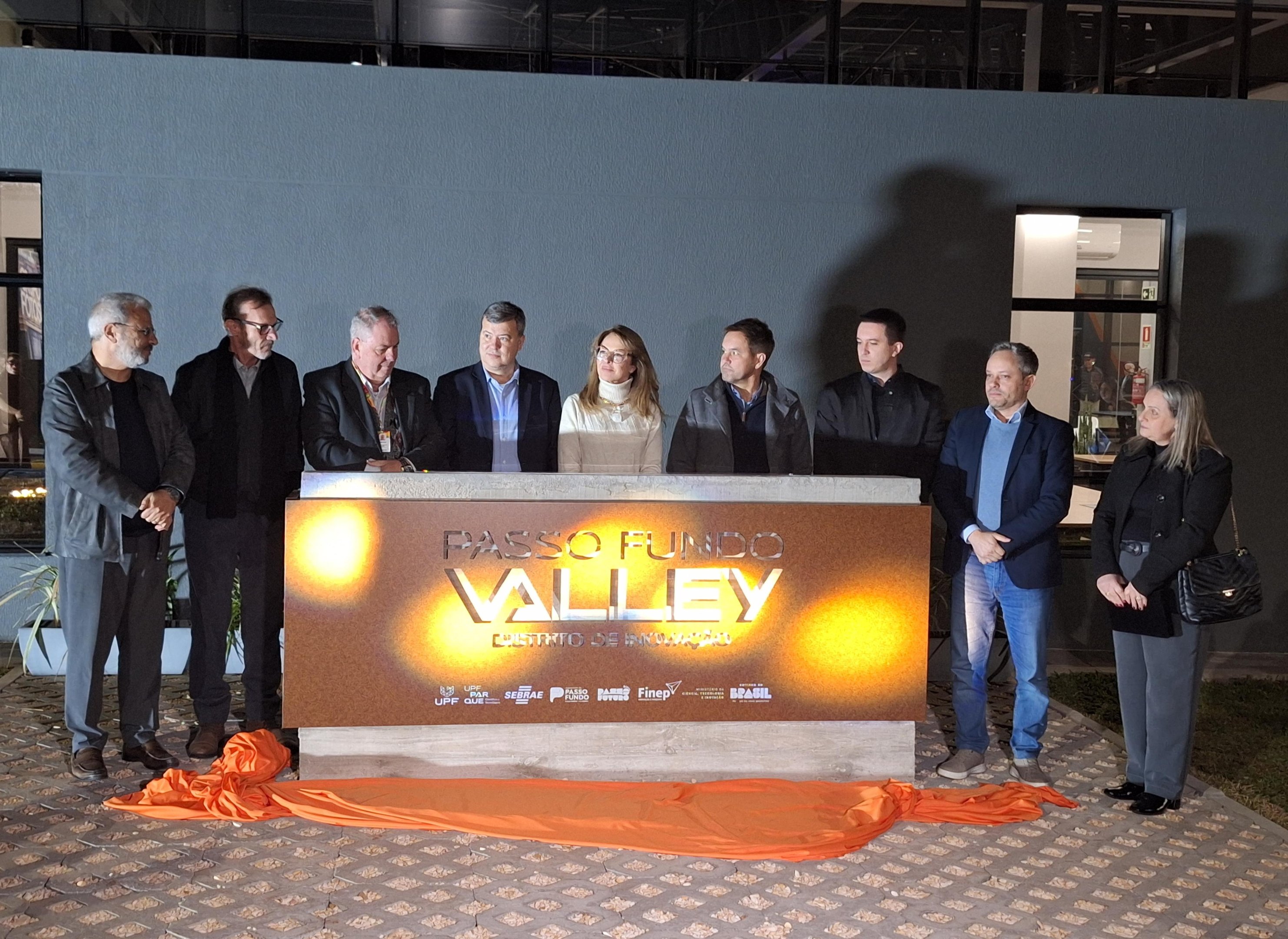 Autoridades participaram de lan&ccedil;amento do Passo Fundo Valley, no campus da UPF
