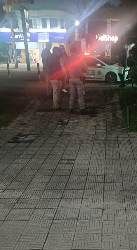 Assaltante morreu ap&oacute;s ser baleado no Moinhos de Vento, em Porto Alegre