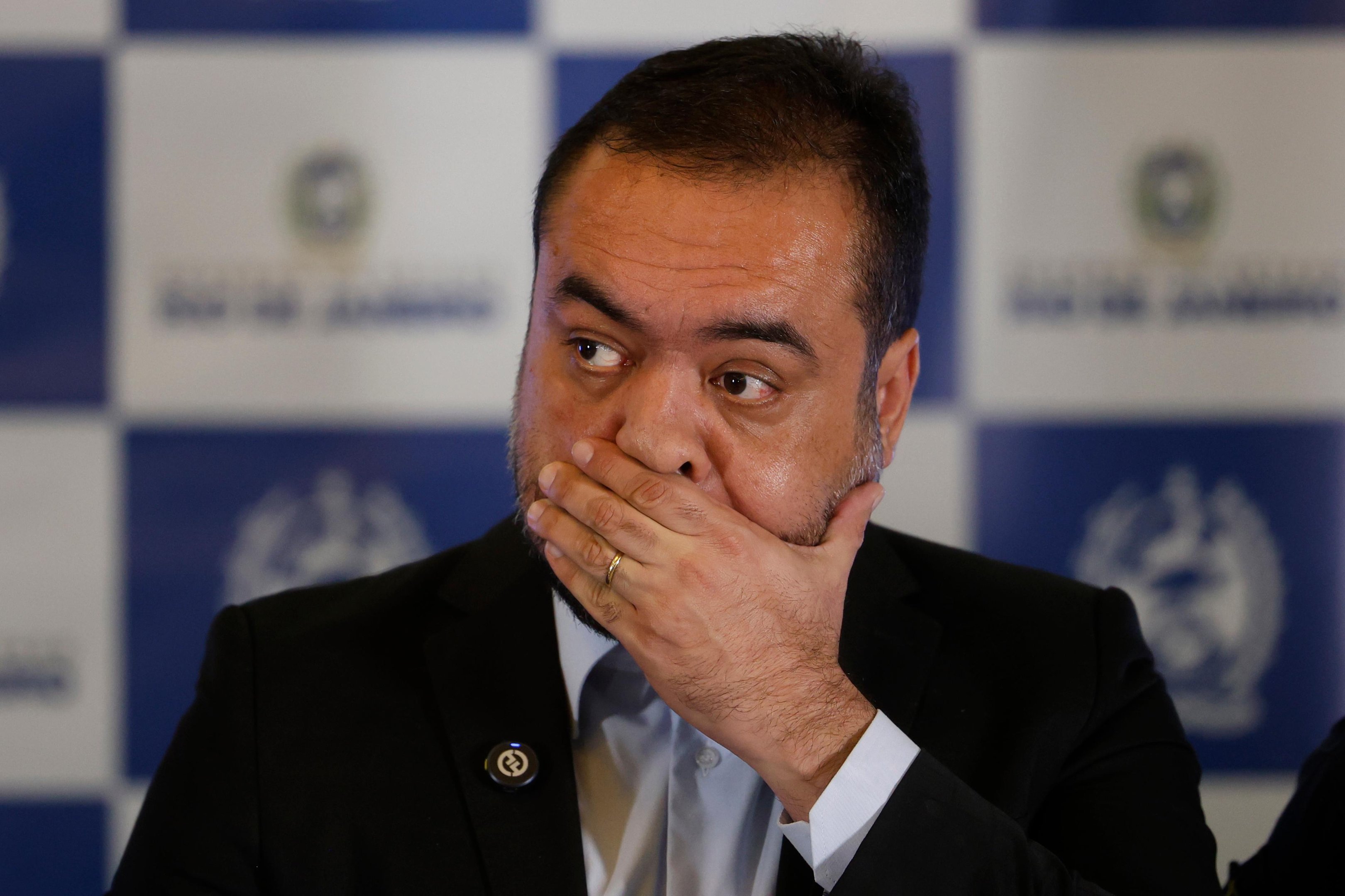 No dia 23 de mar&ccedil;o, um dia depois de ter renunciado ao cargo, o ex-governador Cl&aacute;udio Castro foi condenado &agrave; inelegibilidade pelo TSE