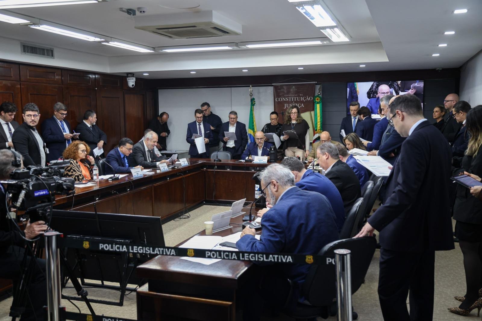 A vota&ccedil;&atilde;o na comiss&atilde;o ocorreu na manh&atilde; desta ter&ccedil;a-feira