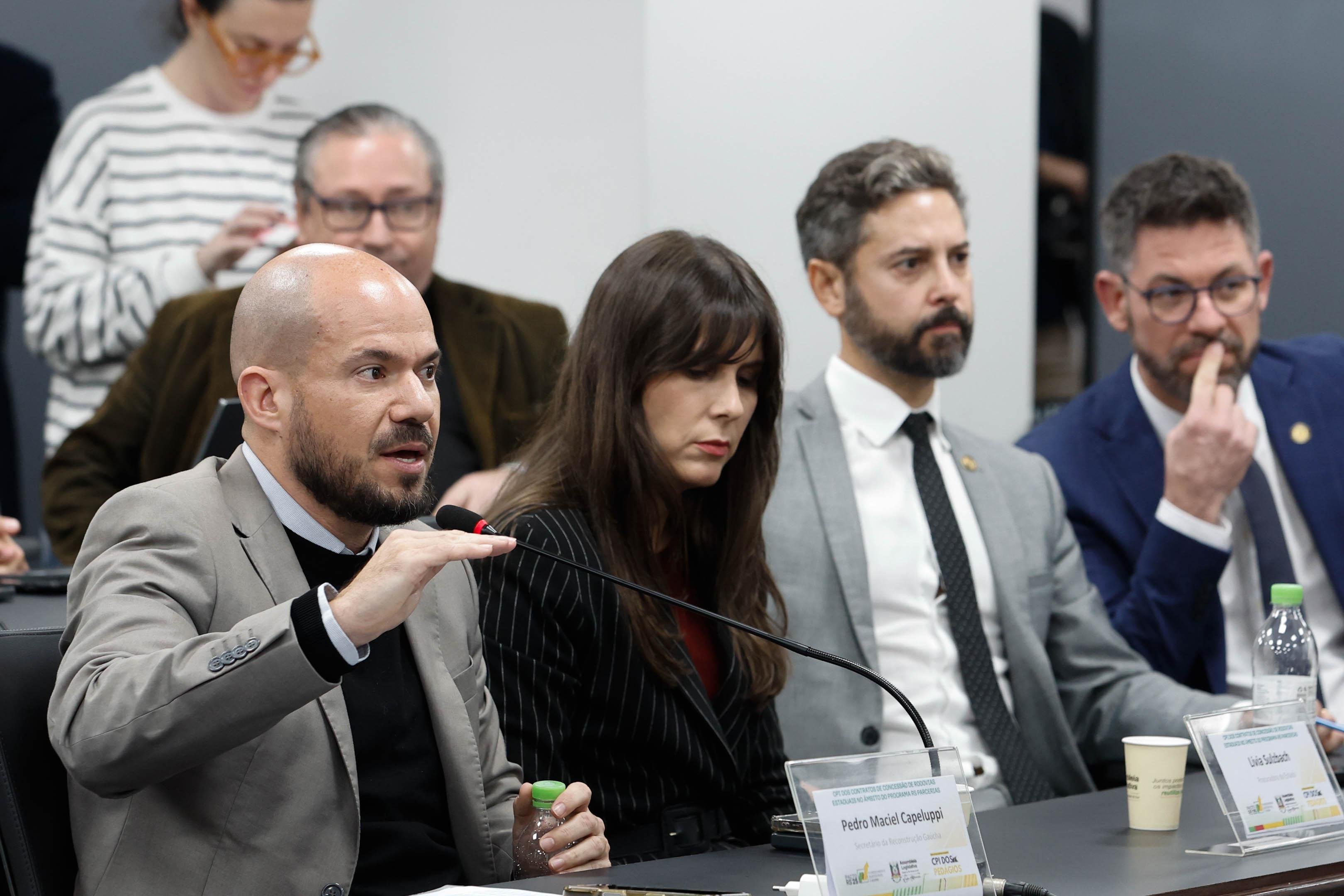 O secret&aacute;rio foi novamente questionado sobre a modelagem, o cronograma de obras e os motivos para o n&atilde;o uso da Empresa Ga&uacute;cha de Rodovias