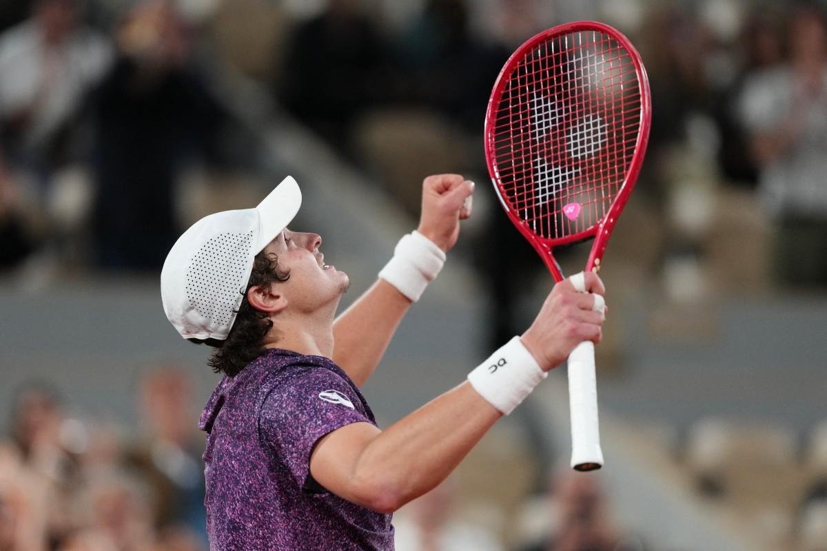 Jo&atilde;o Fonseca vive momento in&eacute;dito na carreira, ao alcan&ccedil;ar as quartas de final de um Grand Slam