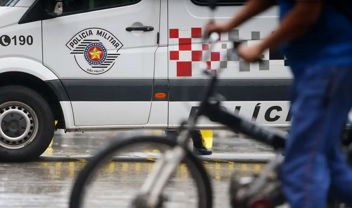 O inqu&eacute;rito apontou n&atilde;o ser poss&iacute;vel atribuir culpa ao policial militar que teria feito o disparo, pois ele n&atilde;o agiu com imprud&ecirc;ncia