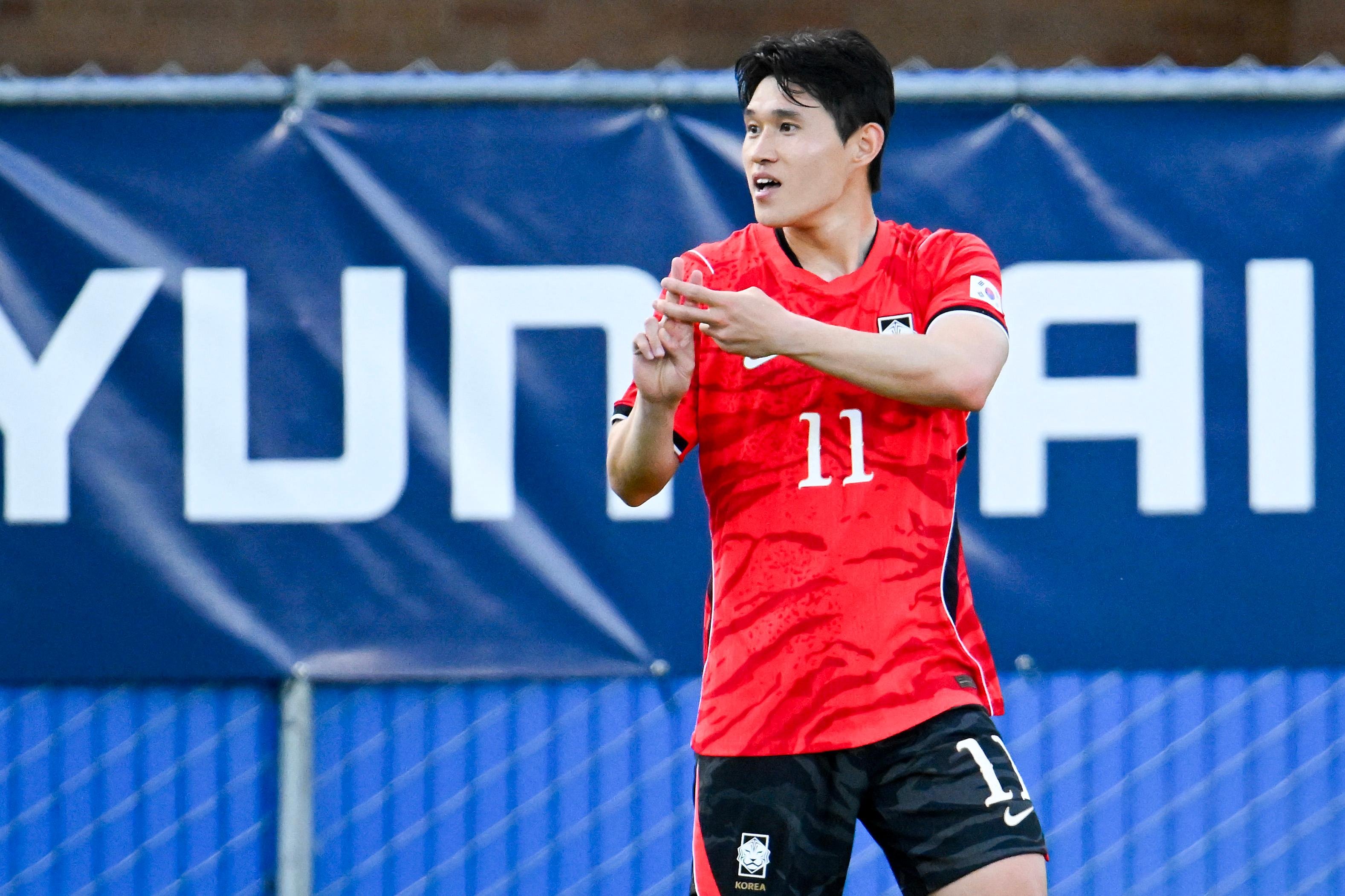 Lee Dong-gyeong marcou o gol da vit&oacute;ria no in&iacute;cio do segundo tempo