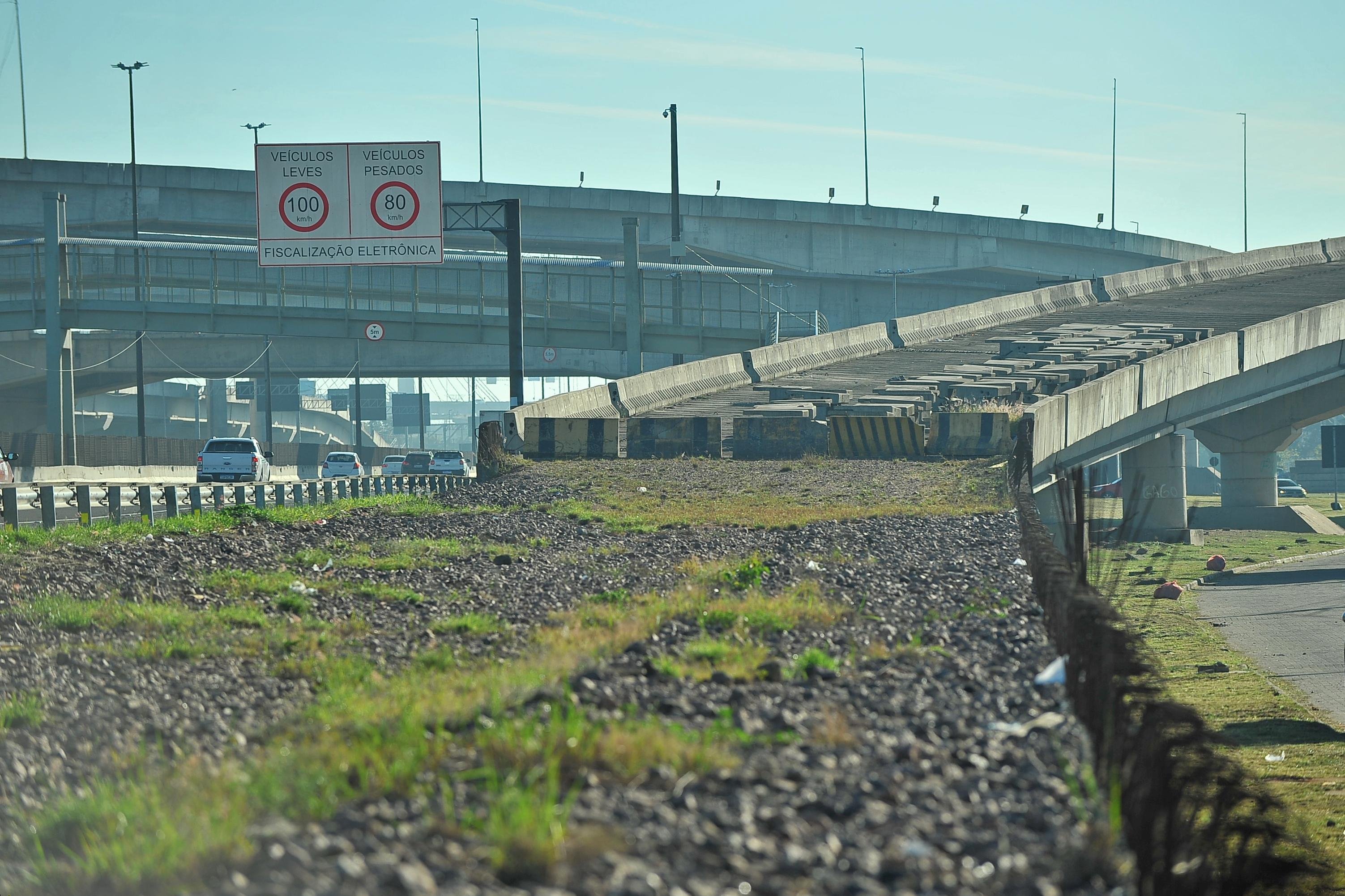 Obras da nova ponte do Gua&iacute;ba, na zona Norte de Porto Alegre