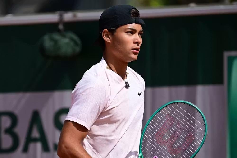 Guto Miguel &eacute; o quarto brasileiro a disputar uma final na categoria simples juvenil
