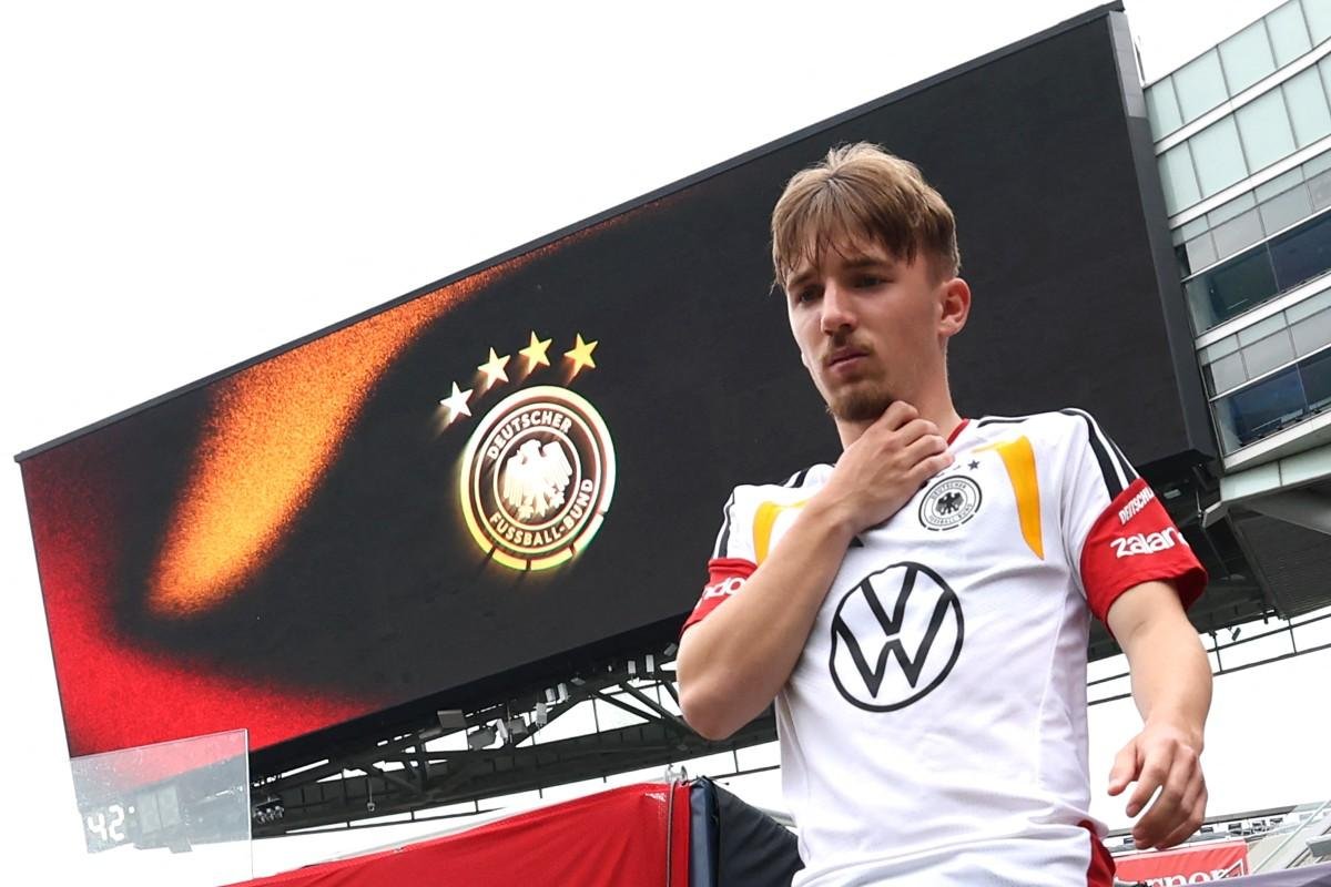 Lennart Karl est&aacute; fora da Copa do Mundo 2026