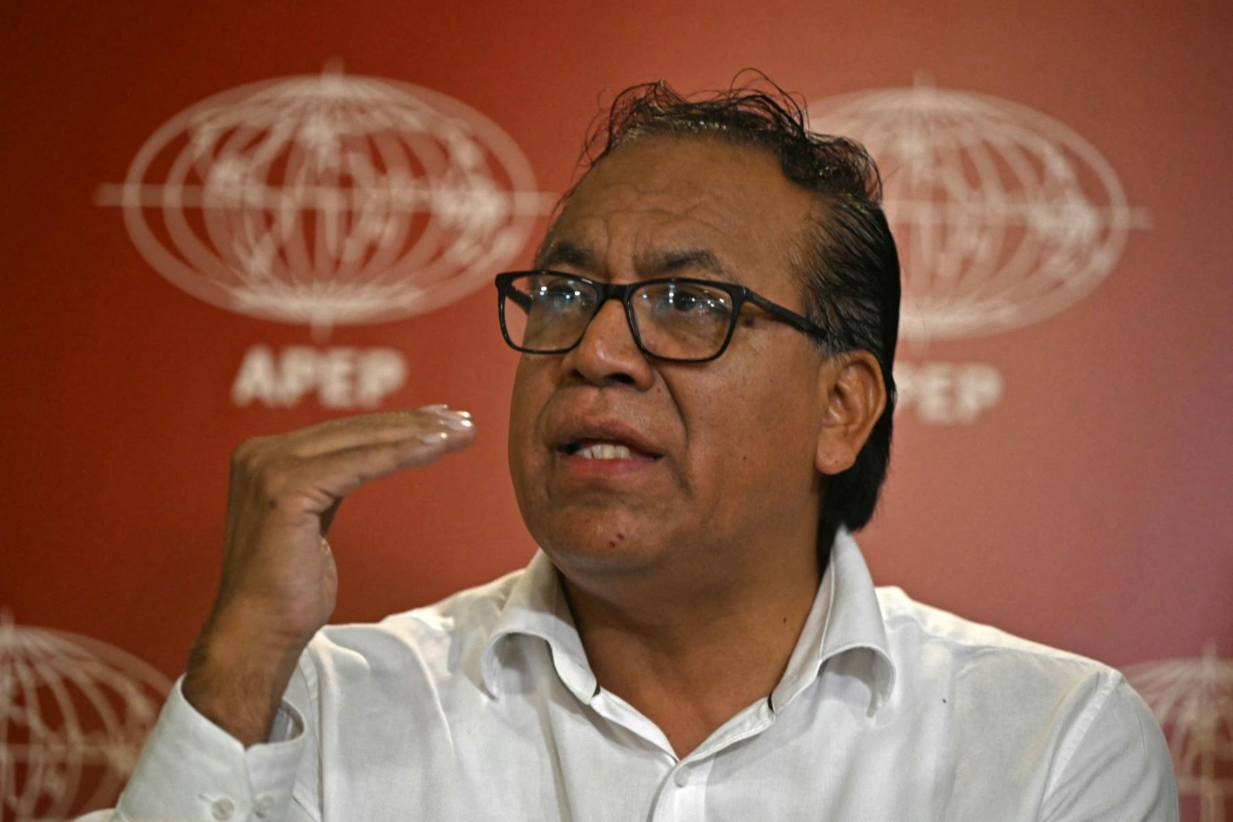 S&aacute;nchez busca rela&ccedil;&otilde;es com EUA em meio &agrave; influ&ecirc;ncia da China no Peru