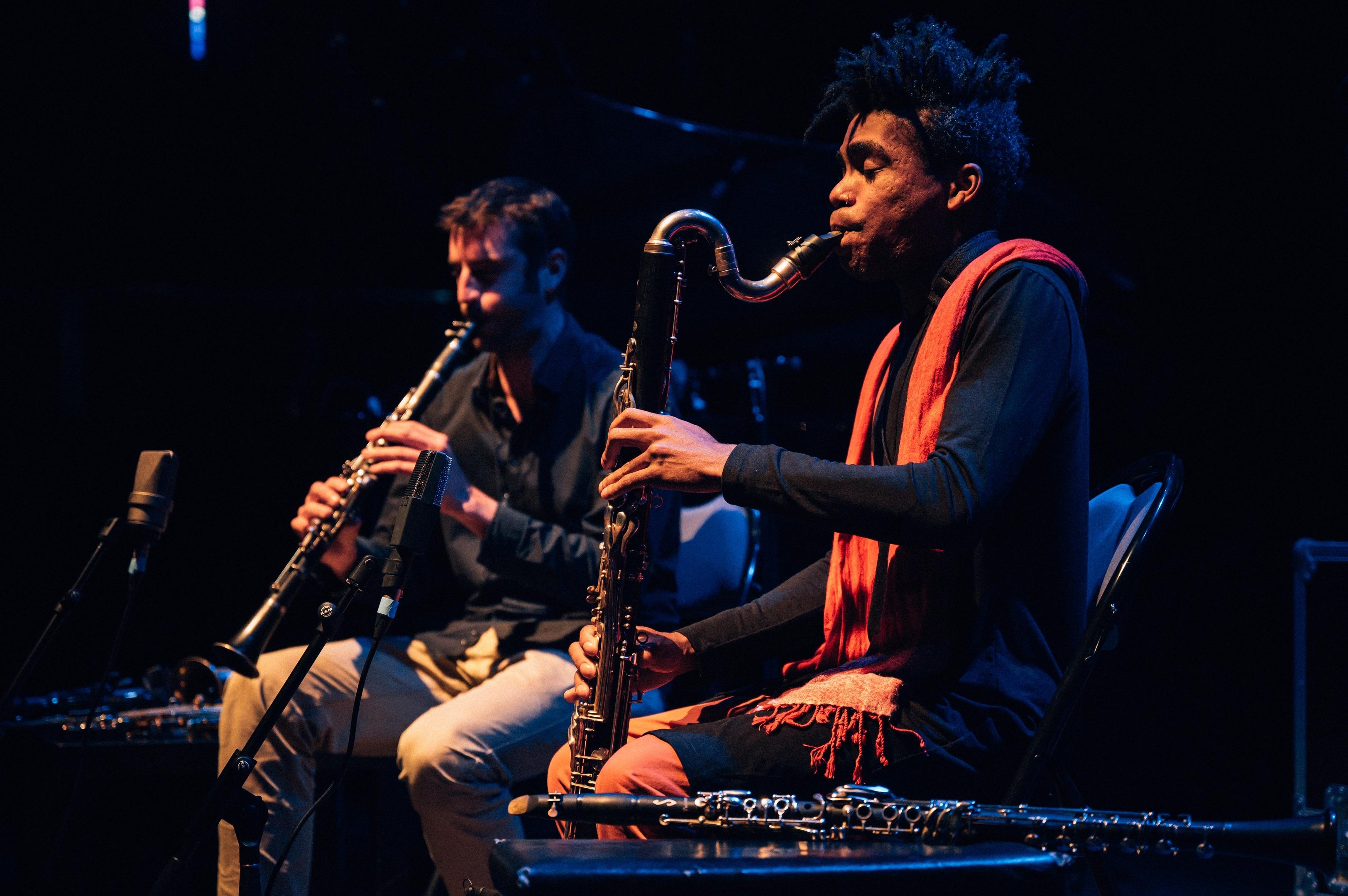 O grupo NoSax NoClar &eacute; formado pelo saxofonista e clarinetista Bastien Weeger e pelo beatboxer e especialista em clarinete baixo Julien Stella