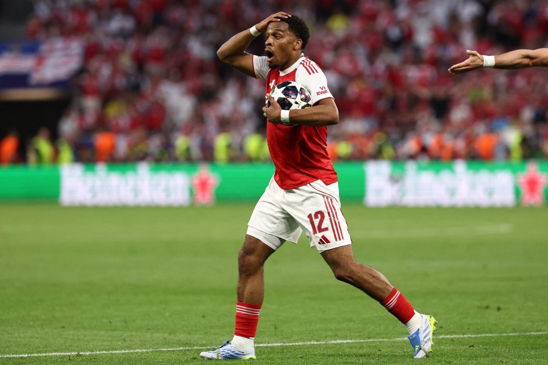 Jurrien Timber est&aacute; fora da Copa do Mundo