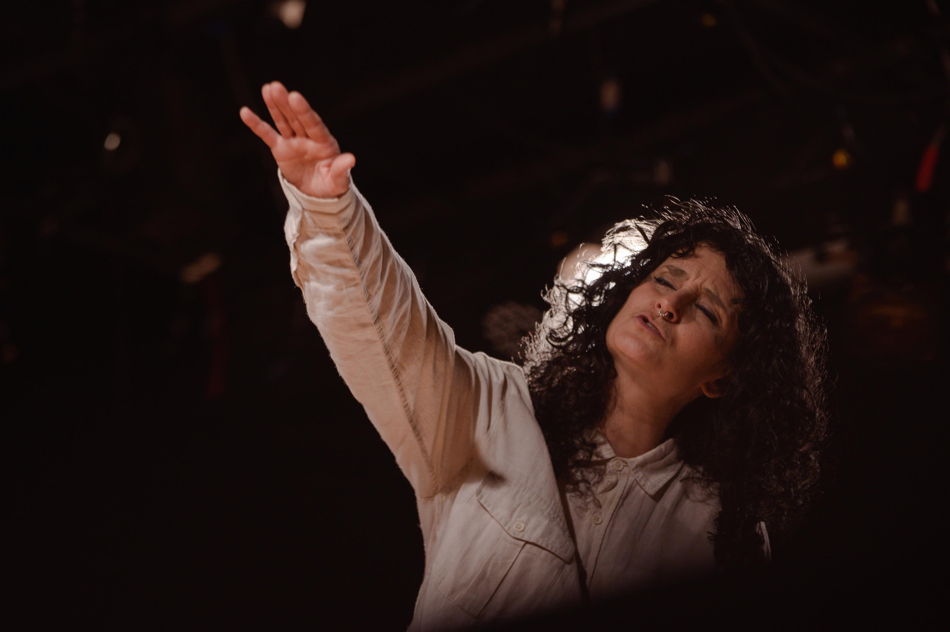 O Circuito "Manifesto de Uma Mulher de Teatro" em Bairros Populares de Porto Alegre chega ao bairro S&atilde;o Geraldo. A atra&ccedil;&atilde;o com T&acirc;nia Farias tem apresenta&ccedil;&atilde;o nesta ter&ccedil;a, 9 de junho, &agrave;s 20h