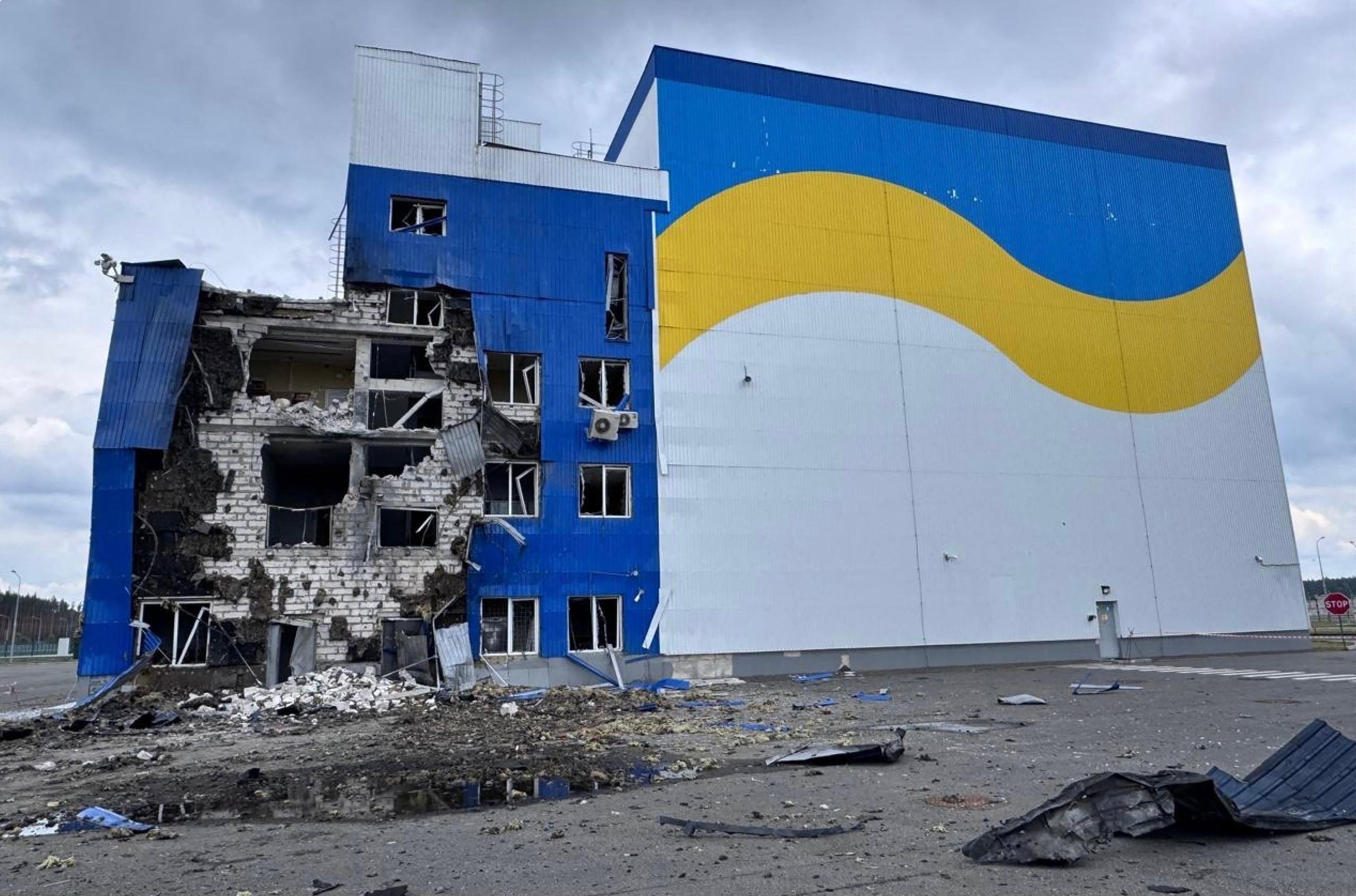 Ucr&acirc;nia segue em busca de canal de di&aacute;logo enquanto &eacute; acossada por ataques russos
